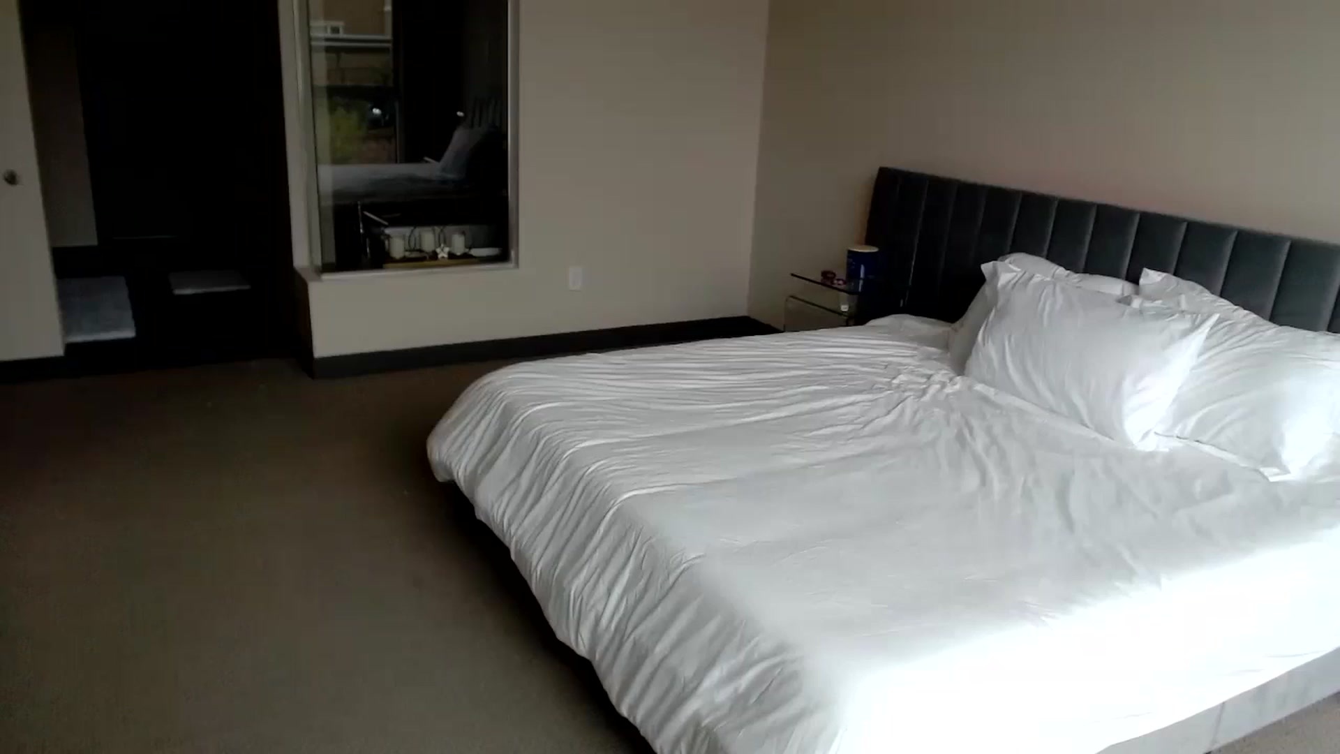 Gallery image thumbnail from Minnie_B00's myfreecams stream on, 01/23/2024, 17:44 image 18 of 20