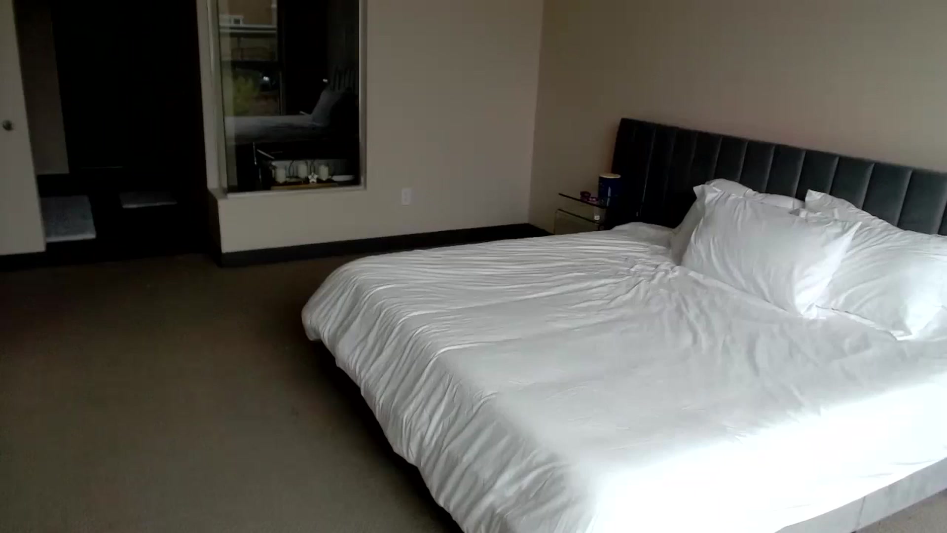 Gallery image thumbnail from Minnie_B00's myfreecams stream on, 01/23/2024, 17:44 image 16 of 20