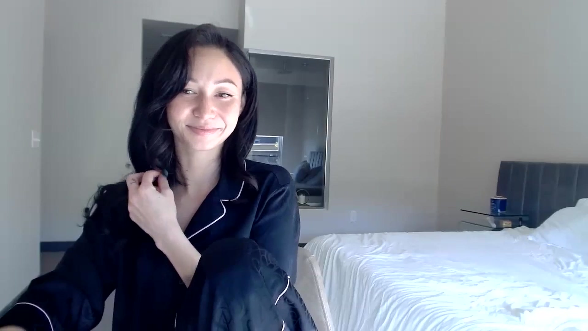 Gallery image thumbnail from Minnie_B00's myfreecams stream on, 01/27/2024, 20:58 image 8 of 20