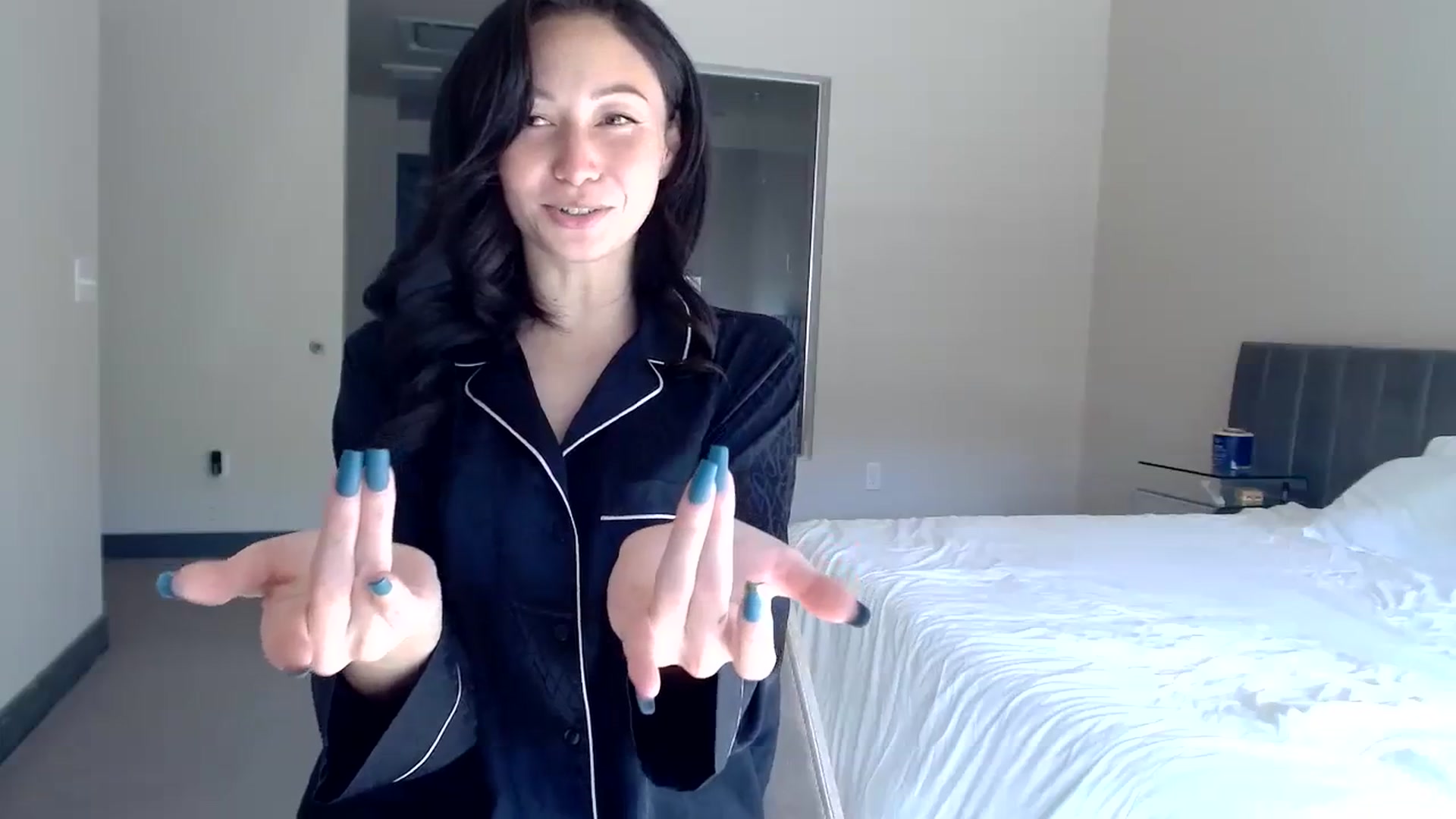 Gallery image thumbnail from Minnie_B00's myfreecams stream on, 01/27/2024, 20:58 image 10 of 20