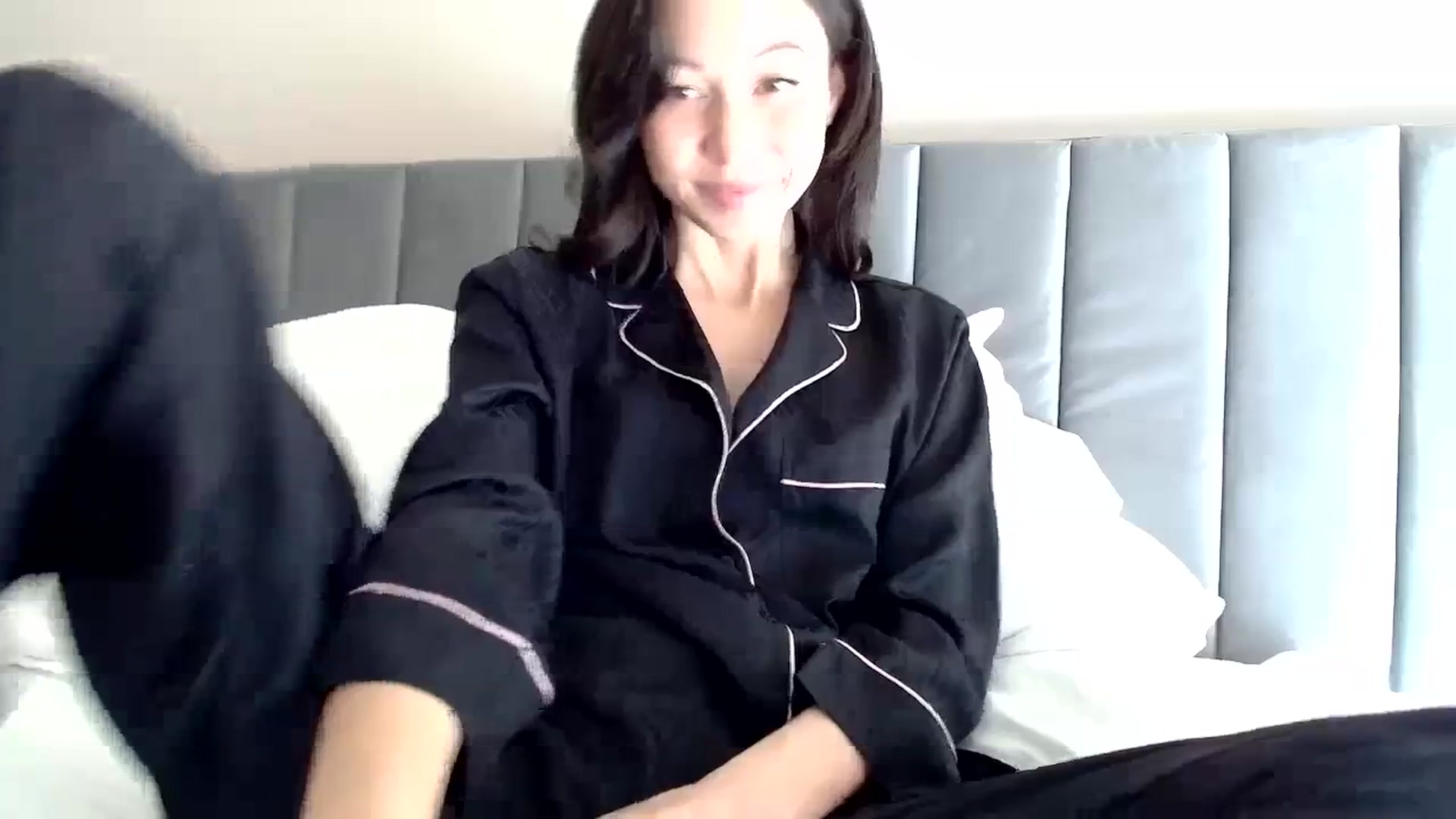 Gallery image thumbnail from Minnie_B00's myfreecams stream on, 01/27/2024, 21:49 image 17 of 20