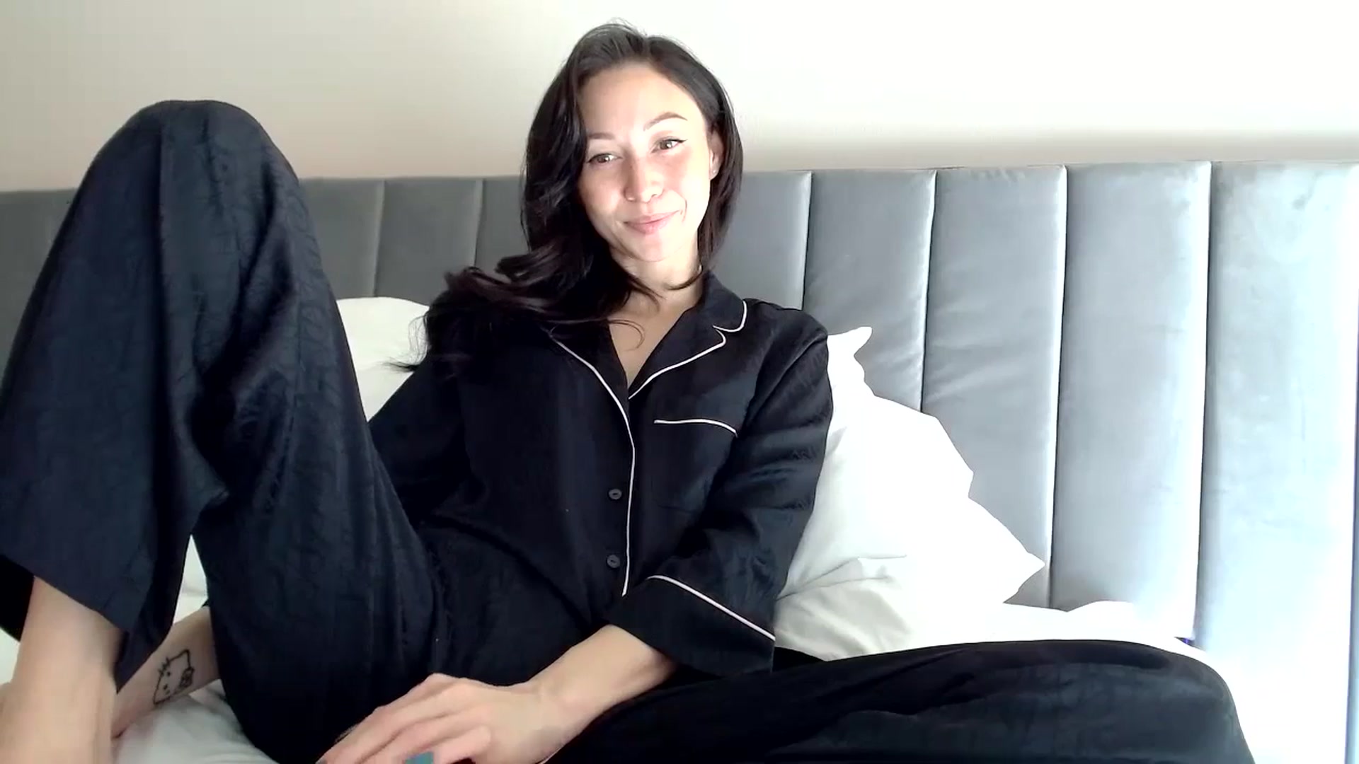 Gallery image thumbnail from Minnie_B00's myfreecams stream on, 01/27/2024, 21:49 image 15 of 20