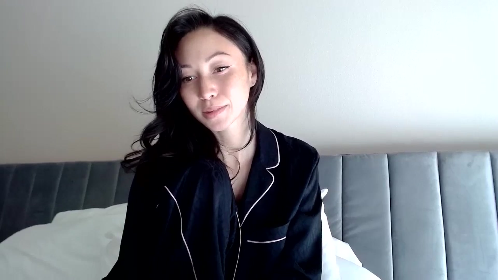 Gallery image thumbnail from Minnie_B00's myfreecams stream on, 01/27/2024, 21:49 image 12 of 20