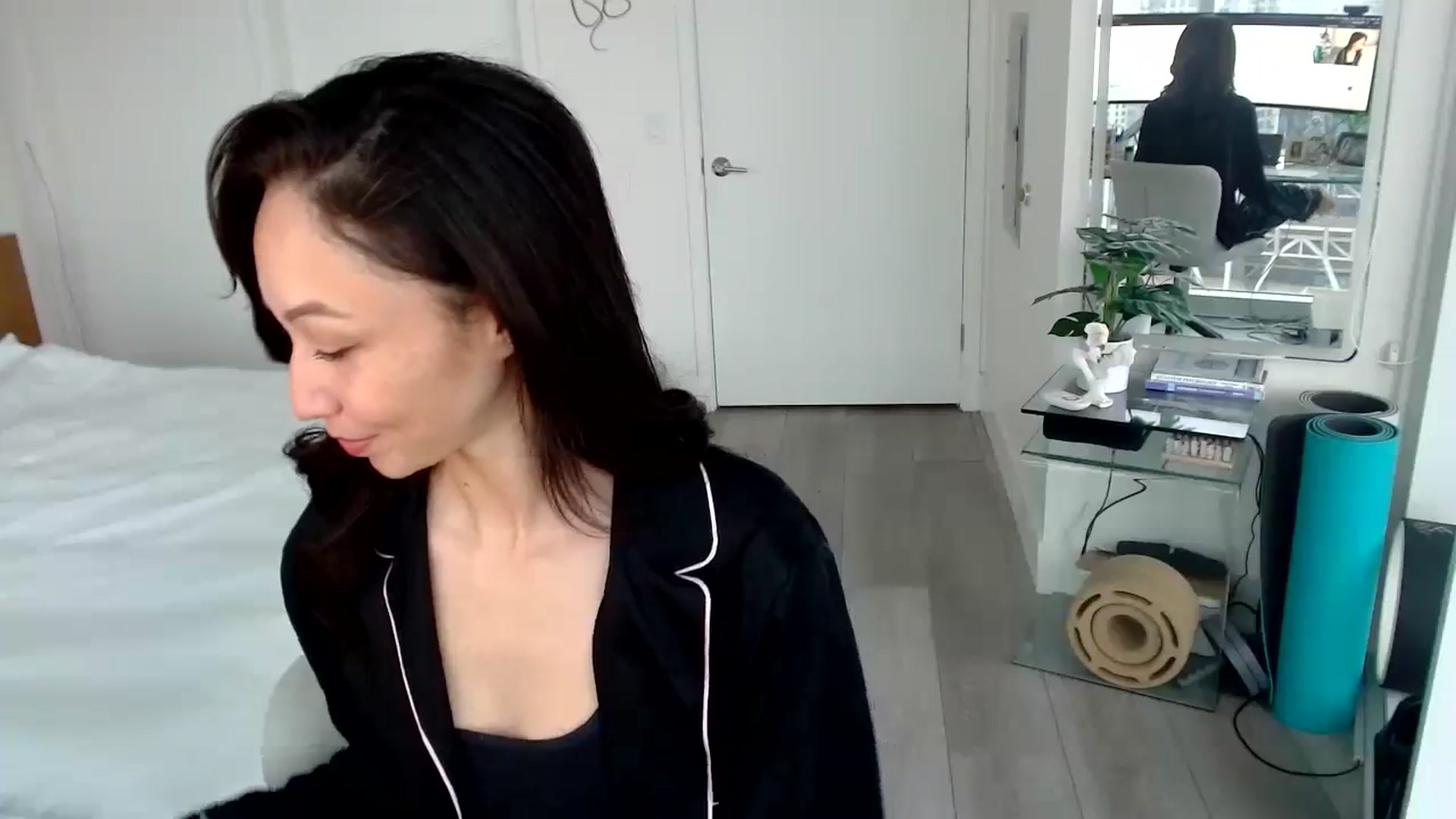 Gallery image thumbnail from Minnie_B00's myfreecams stream on, 02/06/2024, 22:15 image 6 of 20