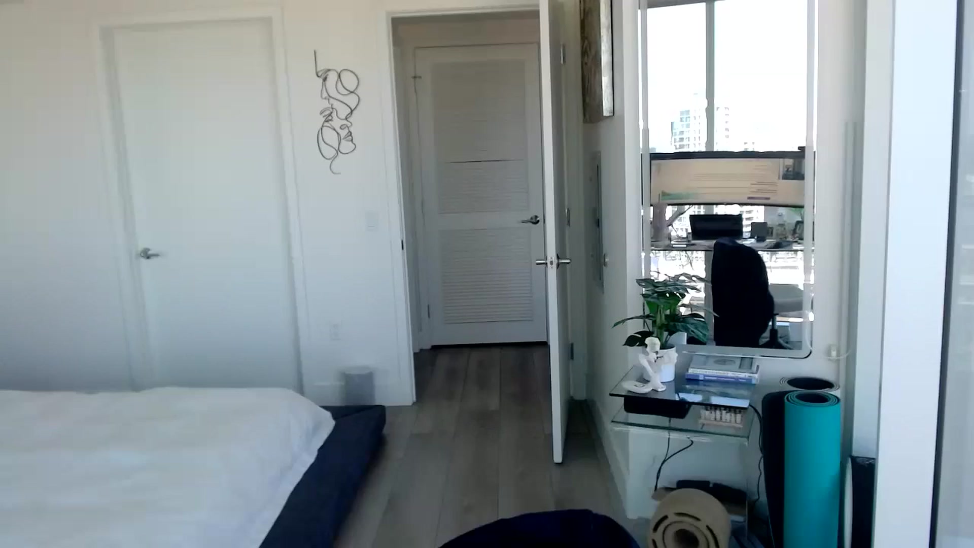 Gallery image thumbnail from Minnie_B00's myfreecams stream on, 02/10/2024, 19:50 image 4 of 20