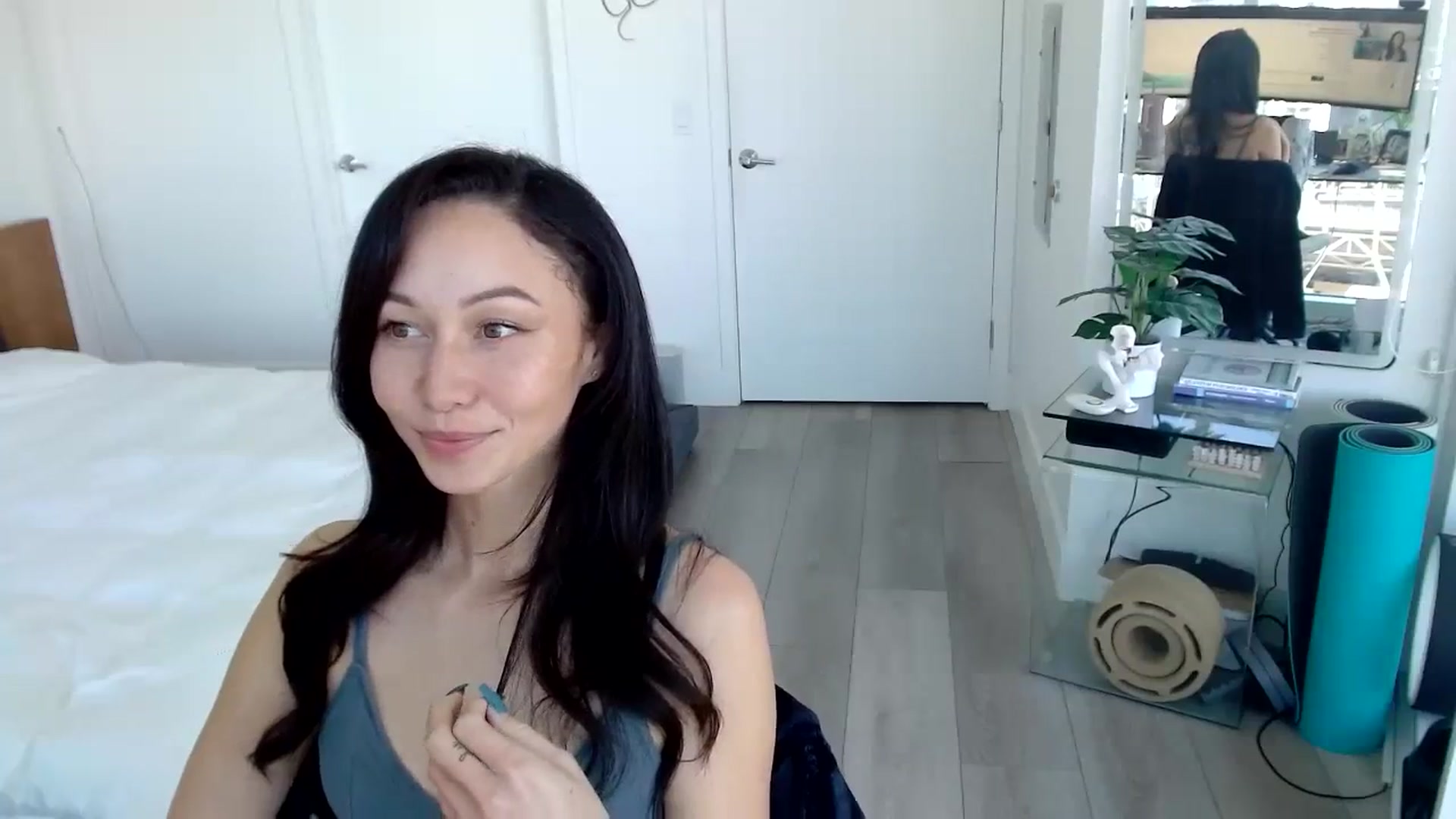 Gallery image thumbnail from Minnie_B00's myfreecams stream on, 02/10/2024, 21:48 image 12 of 20