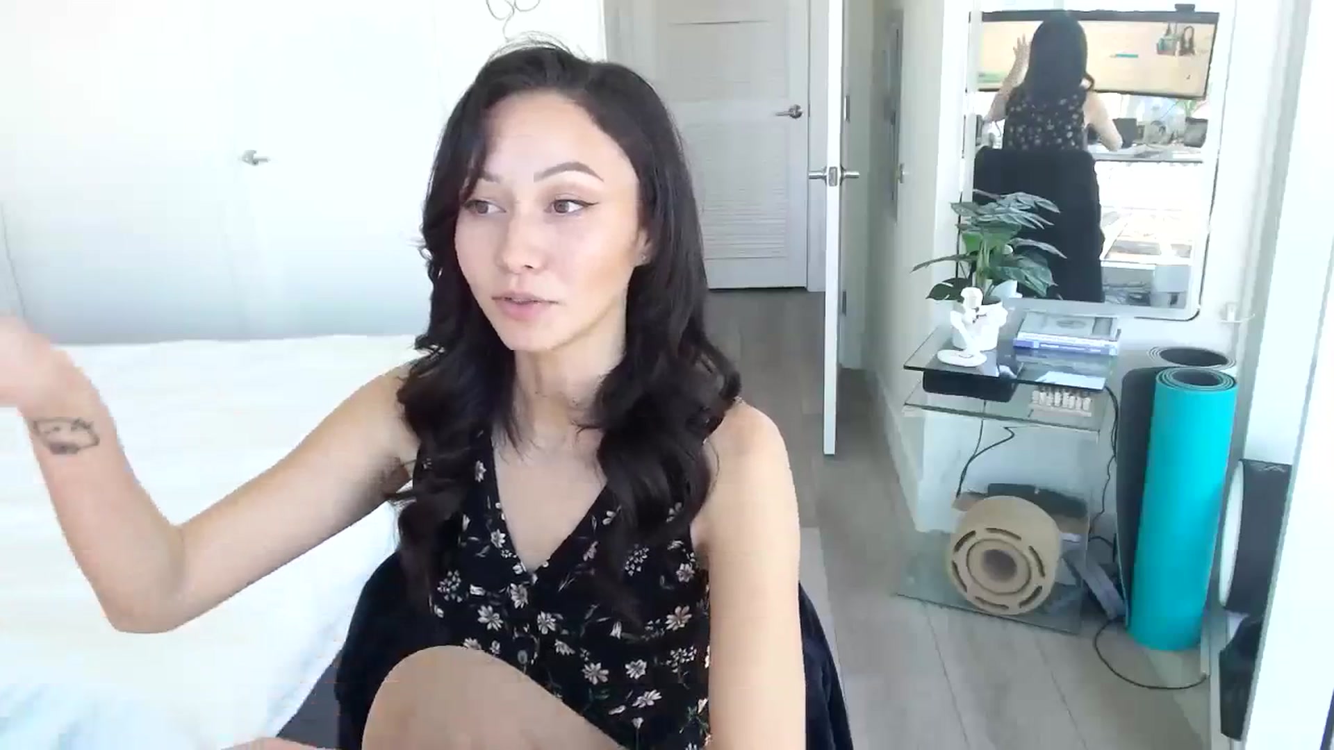 Gallery image thumbnail from Minnie_B00's myfreecams stream on, 02/12/2024, 20:37 image 17 of 20