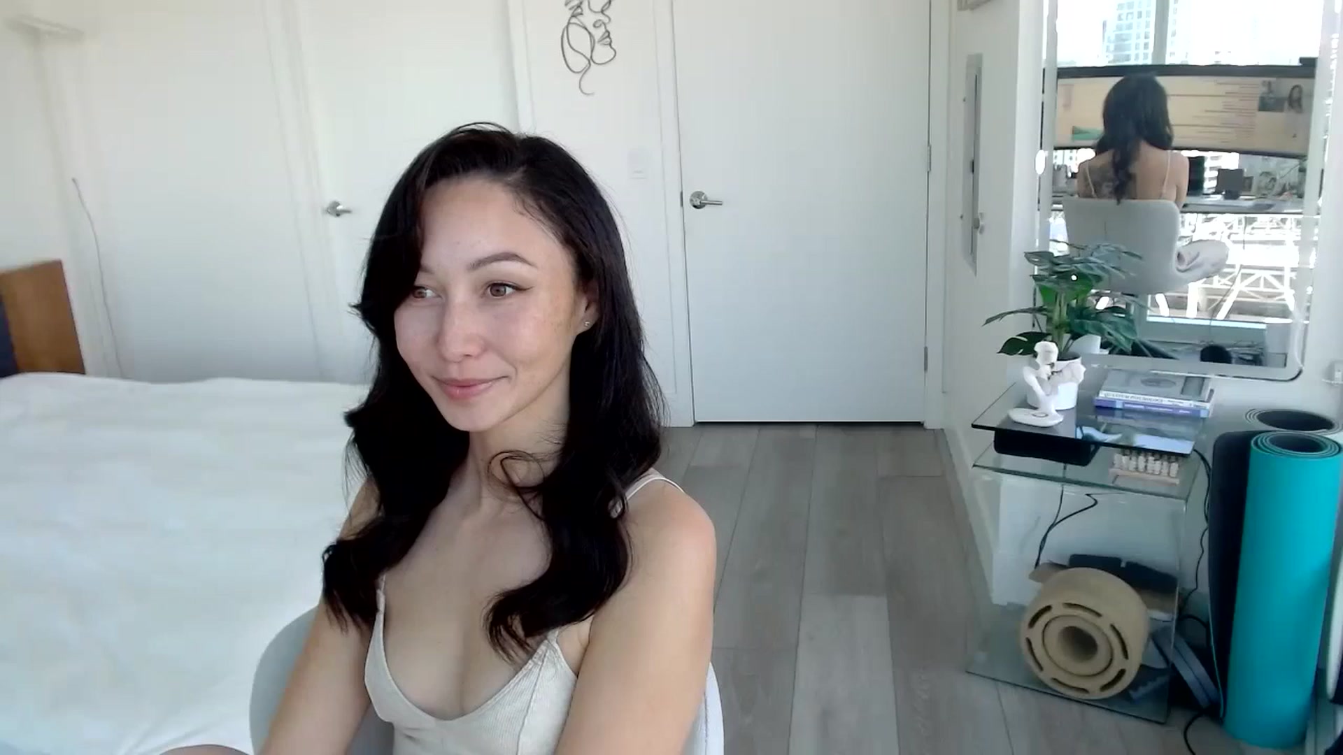 Gallery image thumbnail from Minnie_B00's myfreecams stream on, 02/13/2024, 20:55 image 15 of 20