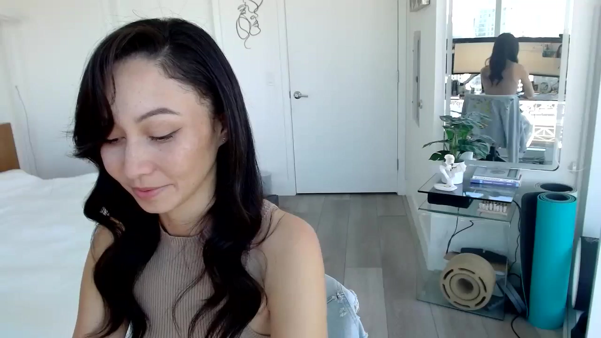 Gallery image thumbnail from Minnie_B00's myfreecams stream on, 02/14/2024, 20:37 image 18 of 20