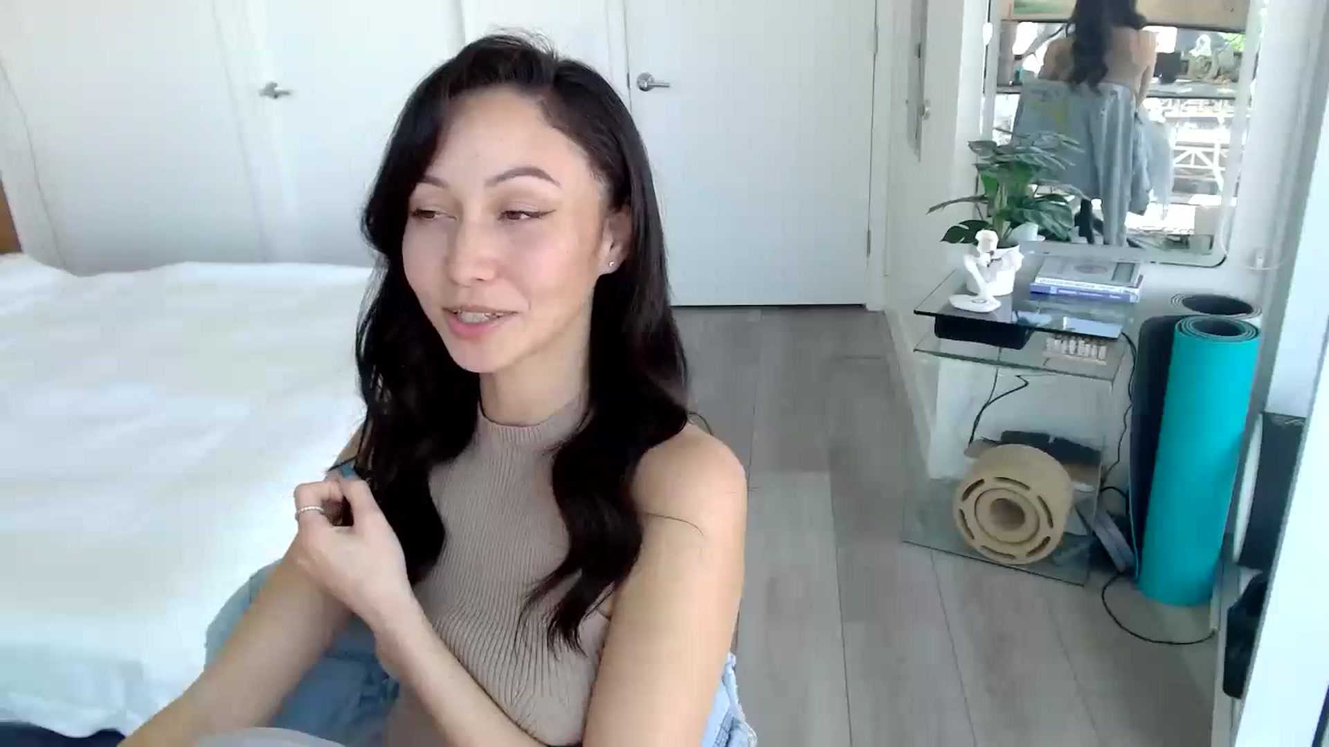 Gallery image thumbnail from Minnie_B00's myfreecams stream on, 02/14/2024, 22:03 image 11 of 20