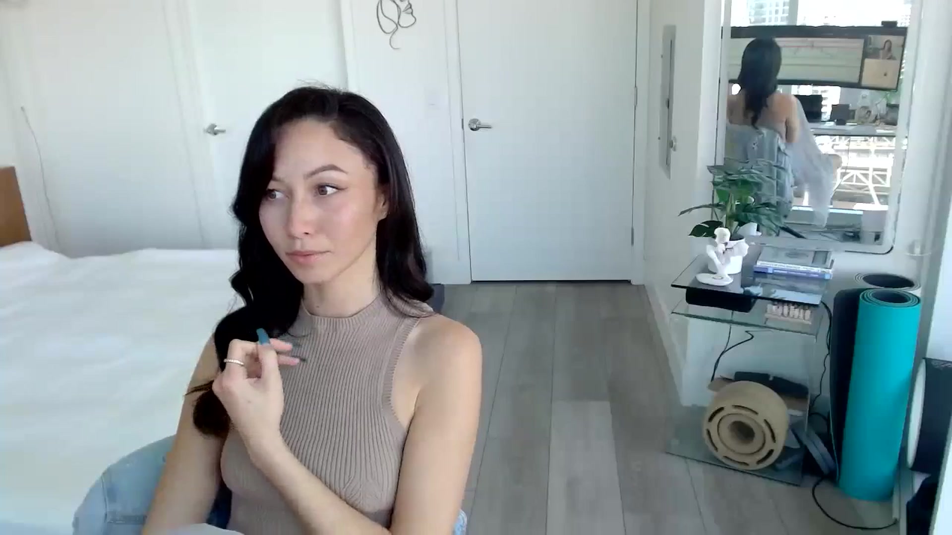 Gallery image thumbnail from Minnie_B00's myfreecams stream on, 02/14/2024, 22:03 image 8 of 20