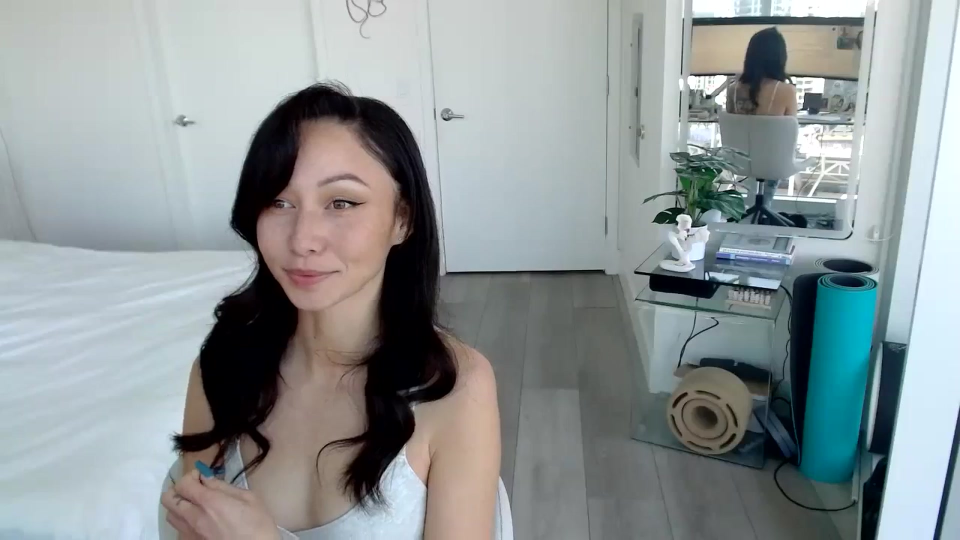 Gallery image thumbnail from Minnie_B00's myfreecams stream on, 02/15/2024, 21:13 image 11 of 20