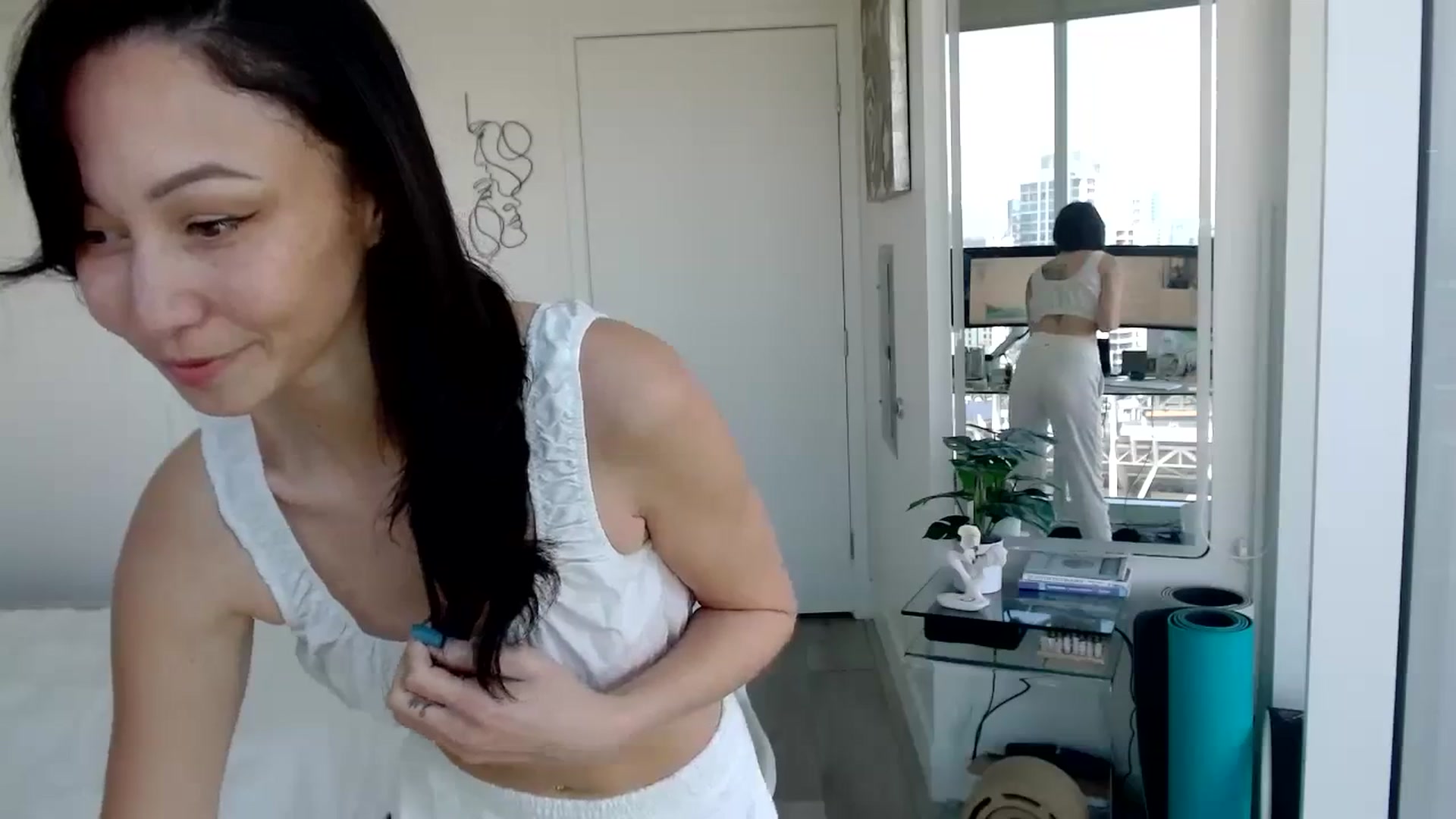Gallery image thumbnail from Minnie_B00's myfreecams stream on, 02/16/2024, 20:39 image 17 of 20