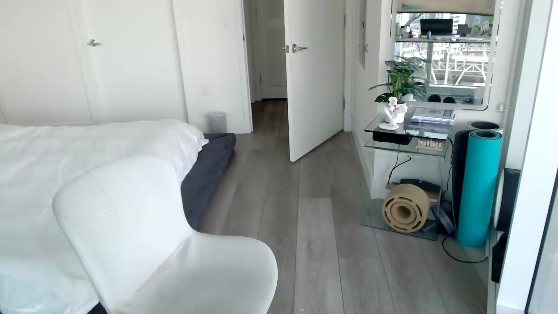 Gallery image thumbnail from Minnie_B00's myfreecams stream on, 02/16/2024, 21:33 image 9 of 20