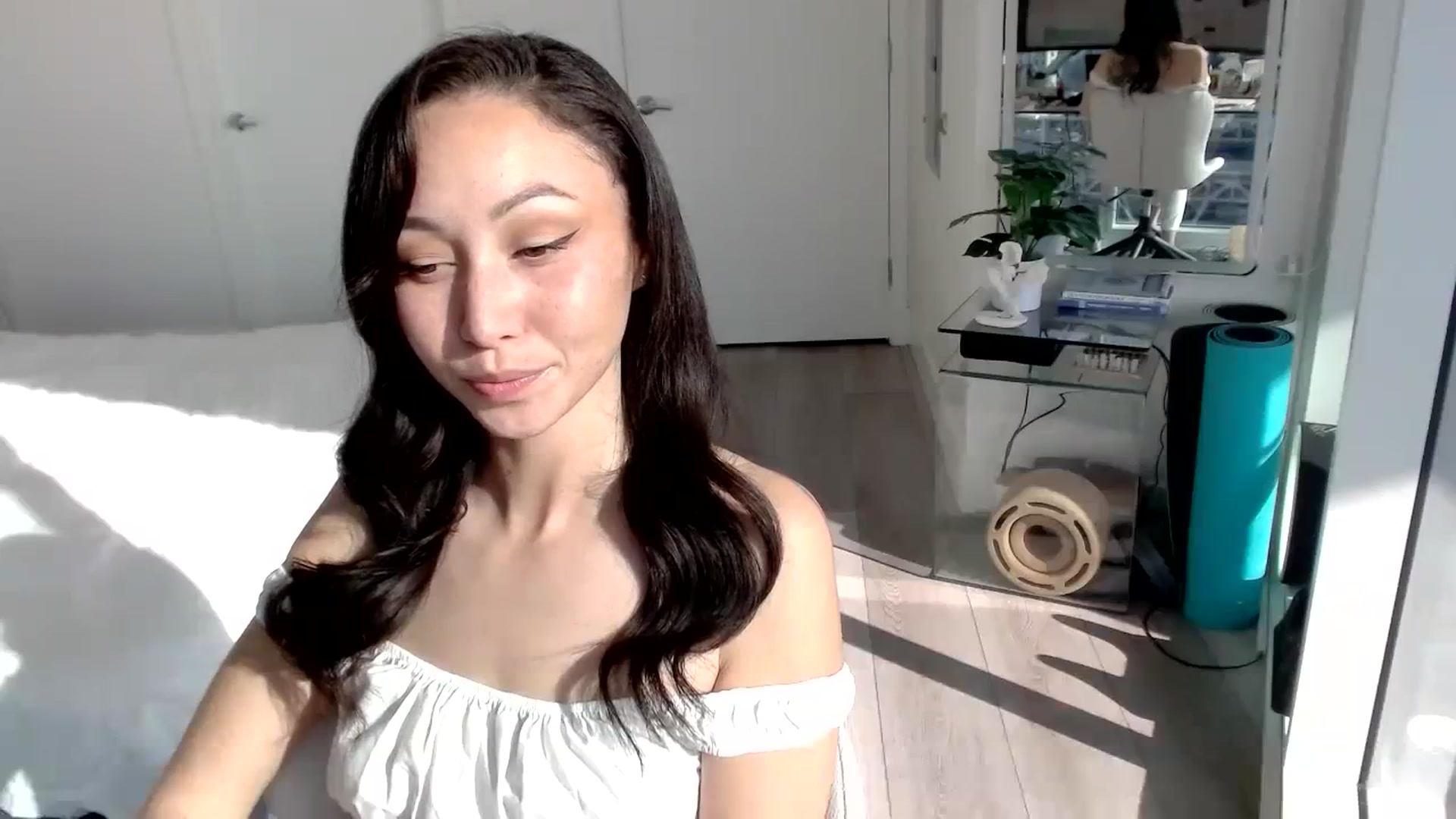 Gallery image thumbnail from Minnie_B00's myfreecams stream on, 02/16/2024, 23:54 image 8 of 20