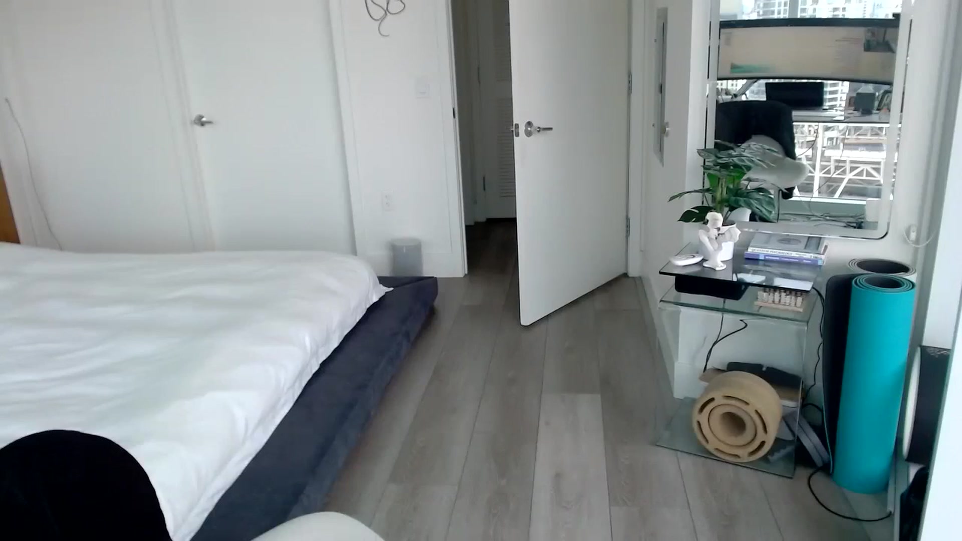 Gallery image thumbnail from Minnie_B00's myfreecams stream on, 02/24/2024, 20:36 image 11 of 20
