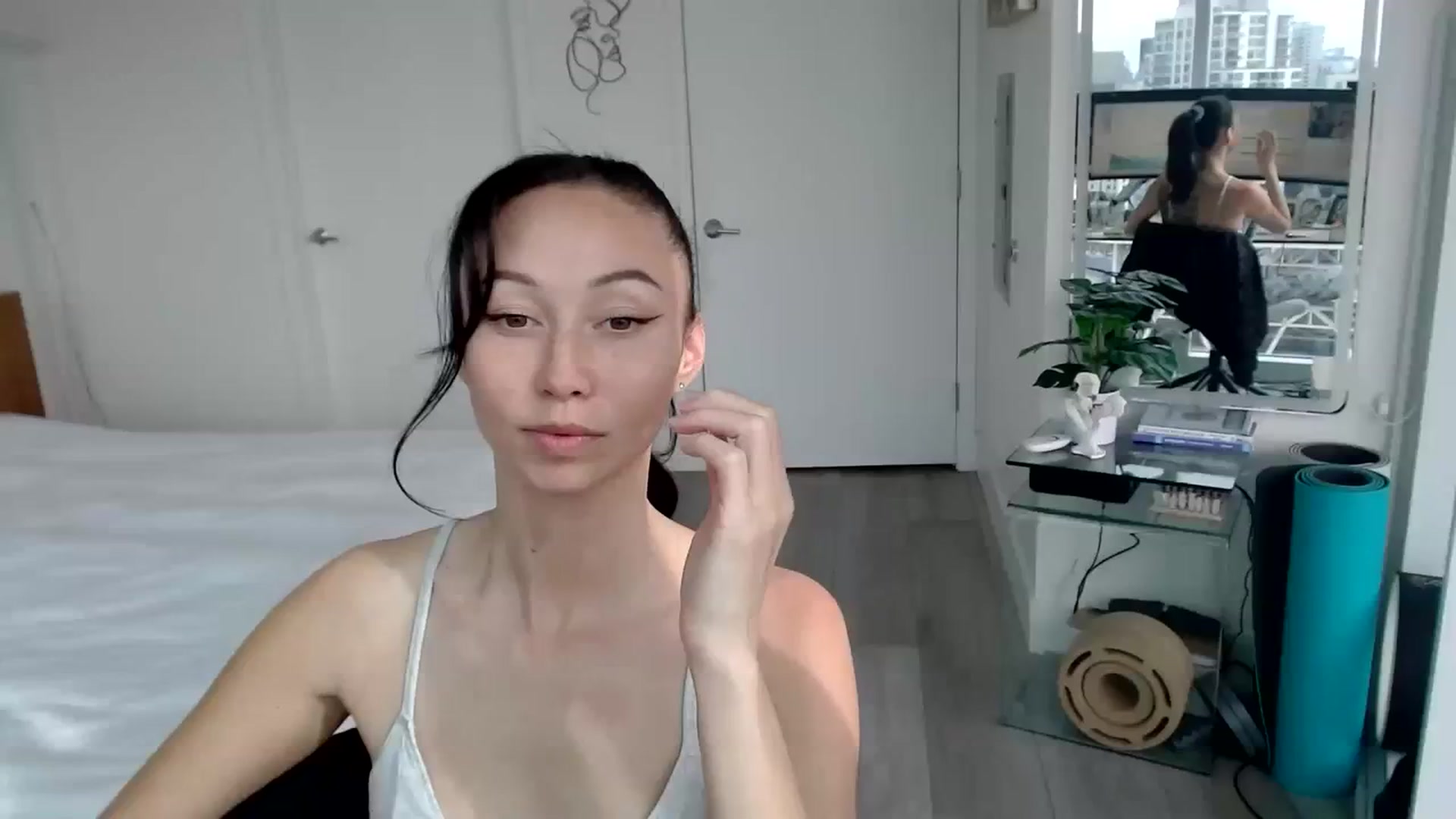 Gallery image thumbnail from Minnie_B00's myfreecams stream on, 02/24/2024, 23:05 image 6 of 20