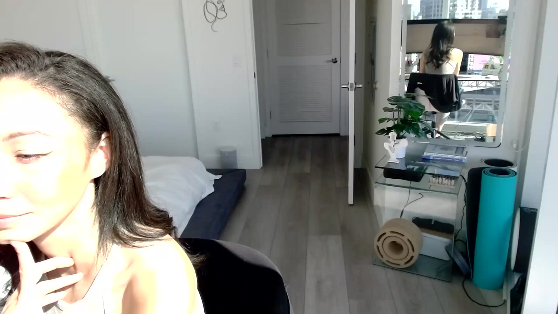 Gallery image thumbnail from Minnie_B00's myfreecams stream on, 03/02/2024, 22:44 image 14 of 20