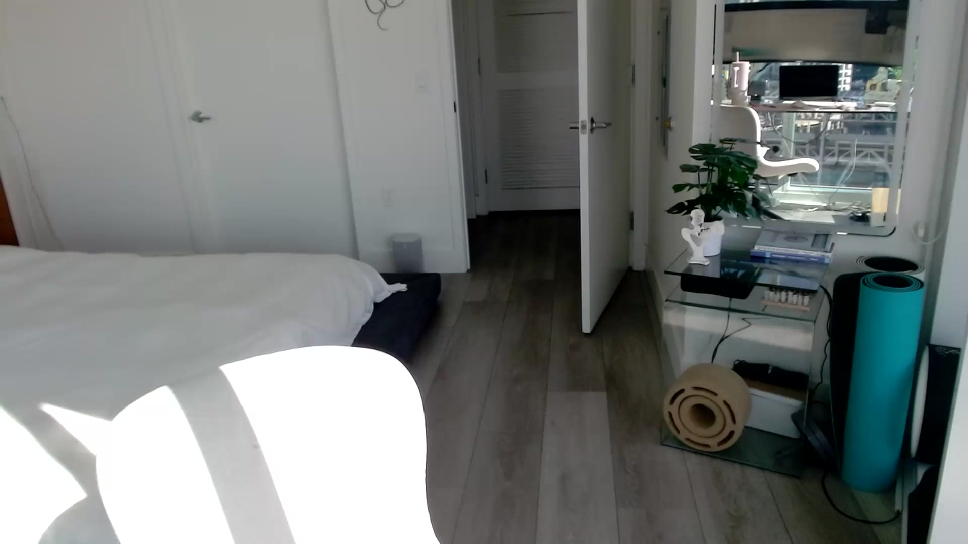 Gallery image thumbnail from Minnie_B00's myfreecams stream on, 03/04/2024, 22:56 image 4 of 20