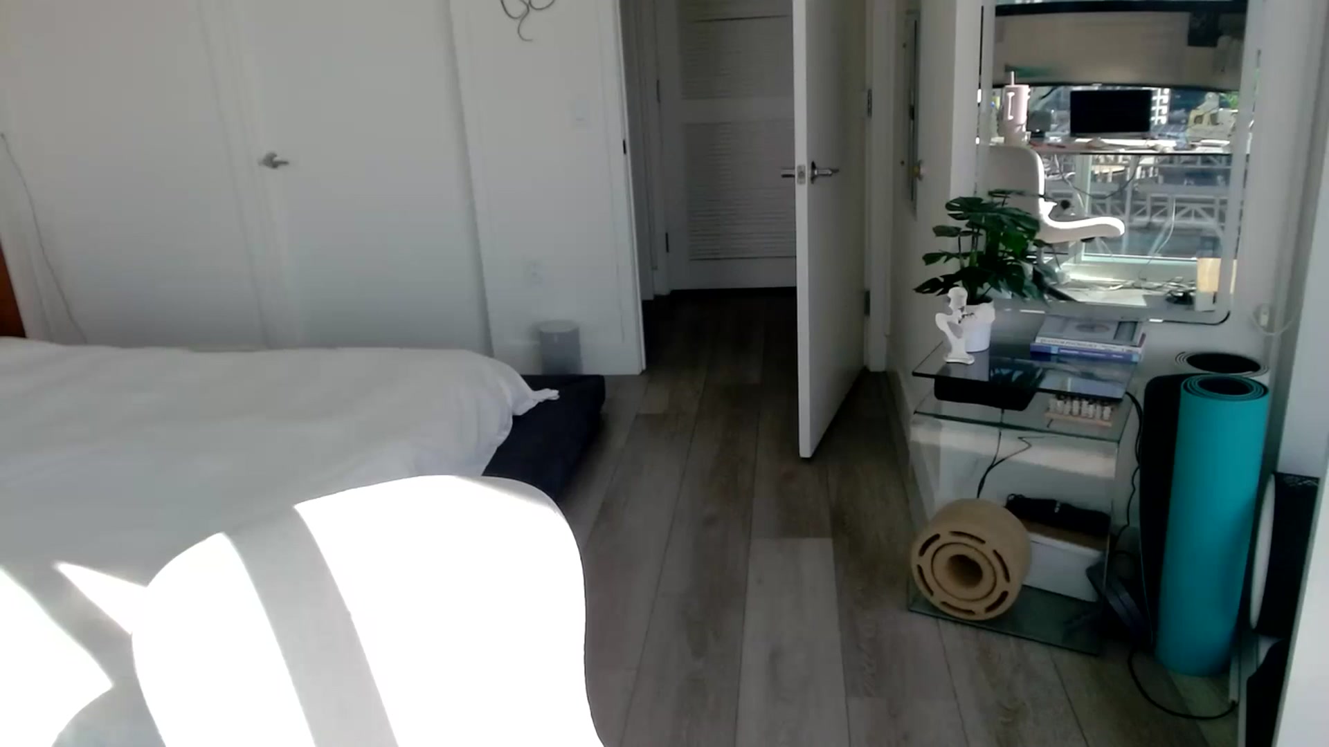 Gallery image thumbnail from Minnie_B00's myfreecams stream on, 03/04/2024, 22:56 image 3 of 20
