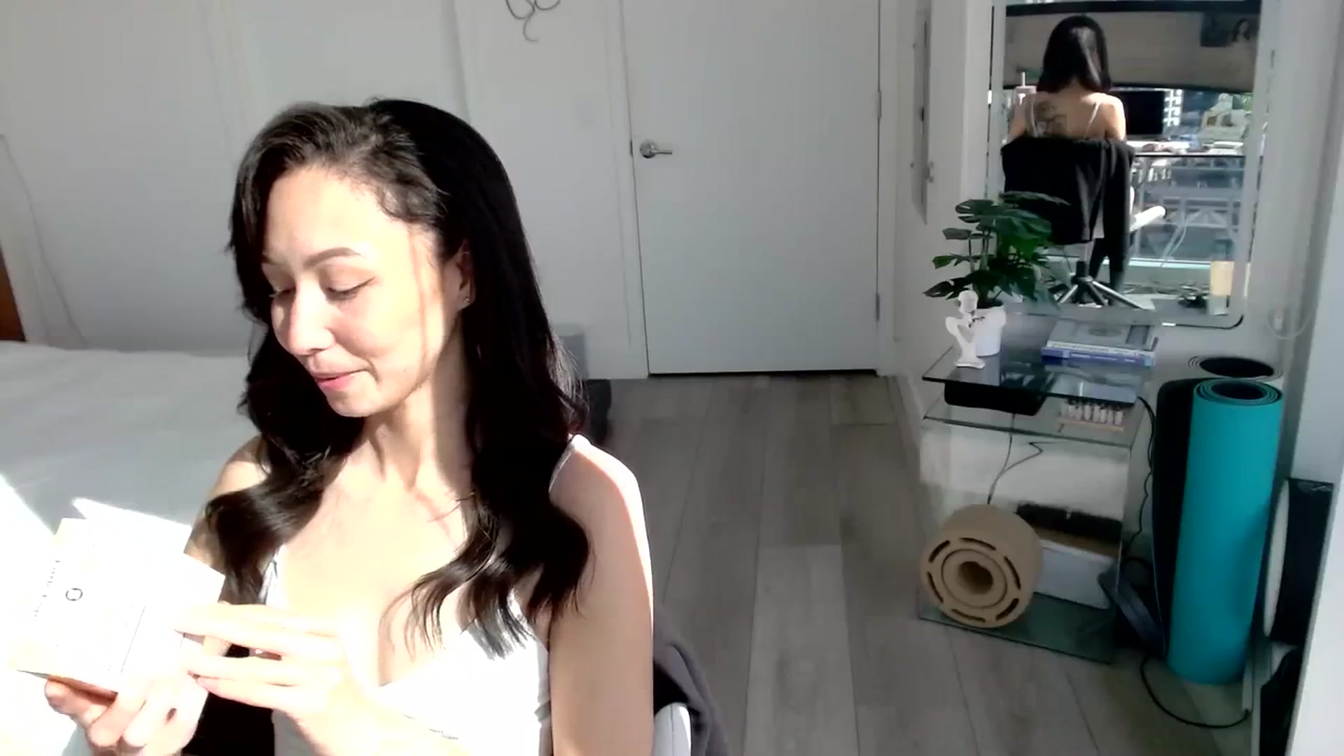 Gallery image thumbnail from Minnie_B00's myfreecams stream on, 03/04/2024, 22:56 image 12 of 20