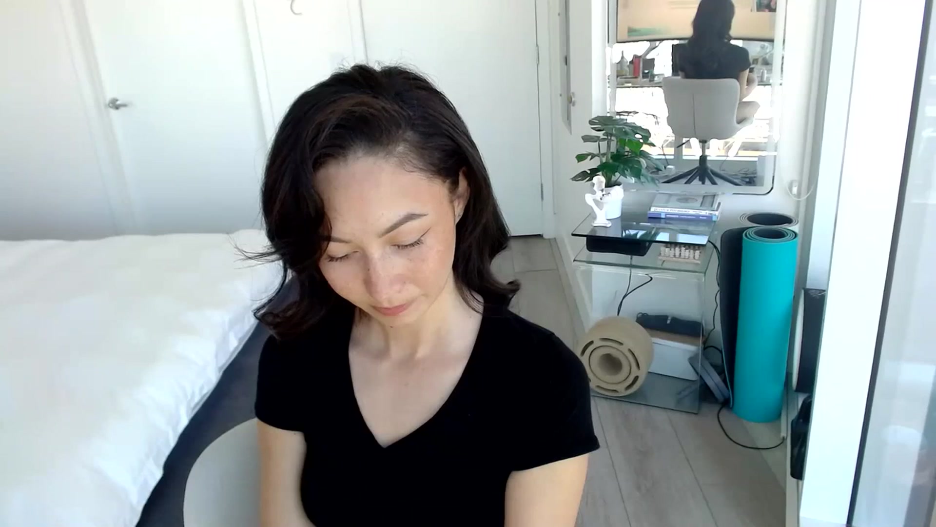 Gallery image thumbnail from Minnie_B00's myfreecams stream on, 03/05/2024, 19:25 image 4 of 20