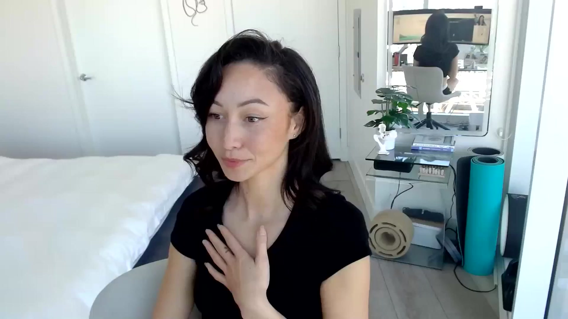 Gallery image thumbnail from Minnie_B00's myfreecams stream on, 03/05/2024, 19:25 image 7 of 20