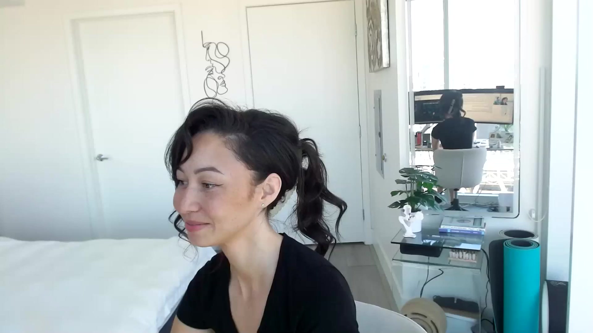 Gallery image thumbnail from Minnie_B00's myfreecams stream on, 03/05/2024, 19:25 image 11 of 20