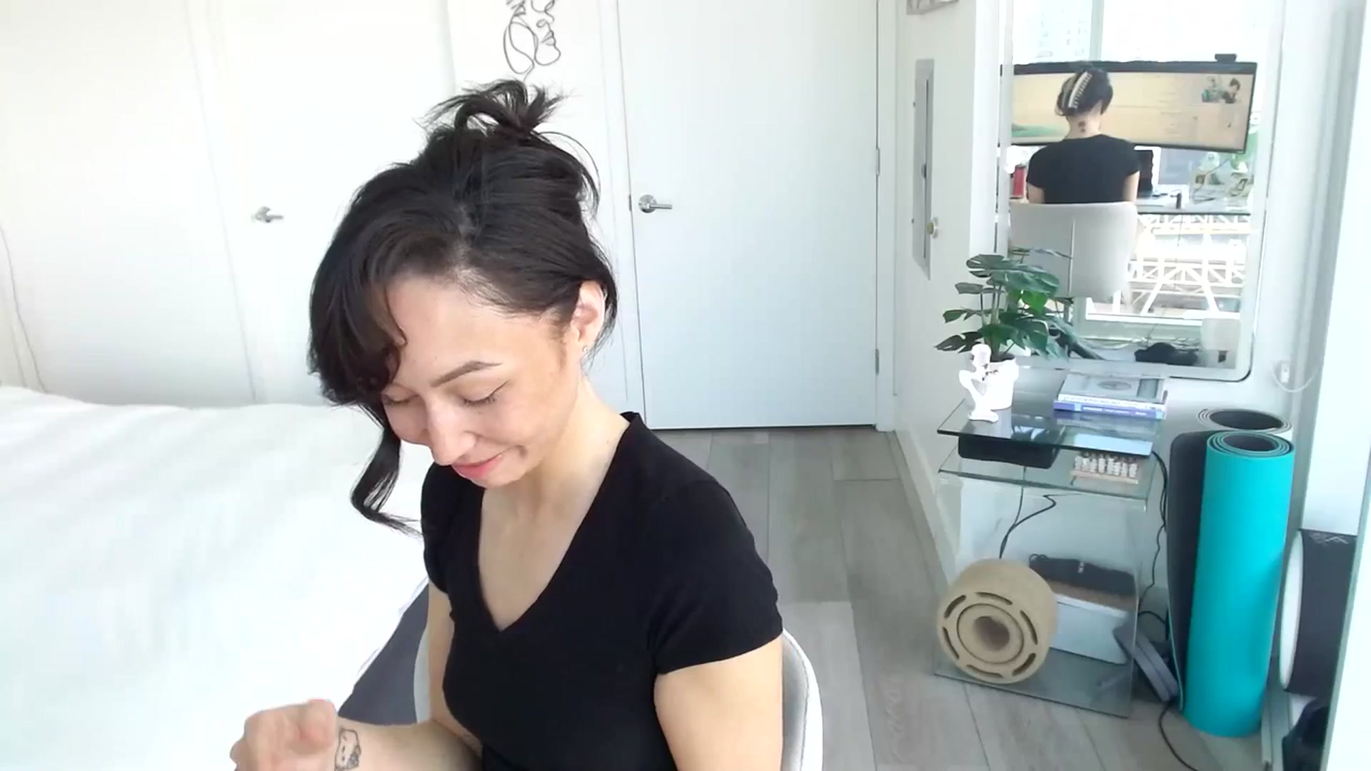 Gallery image thumbnail from Minnie_B00's myfreecams stream on, 03/05/2024, 22:37 image 2 of 20