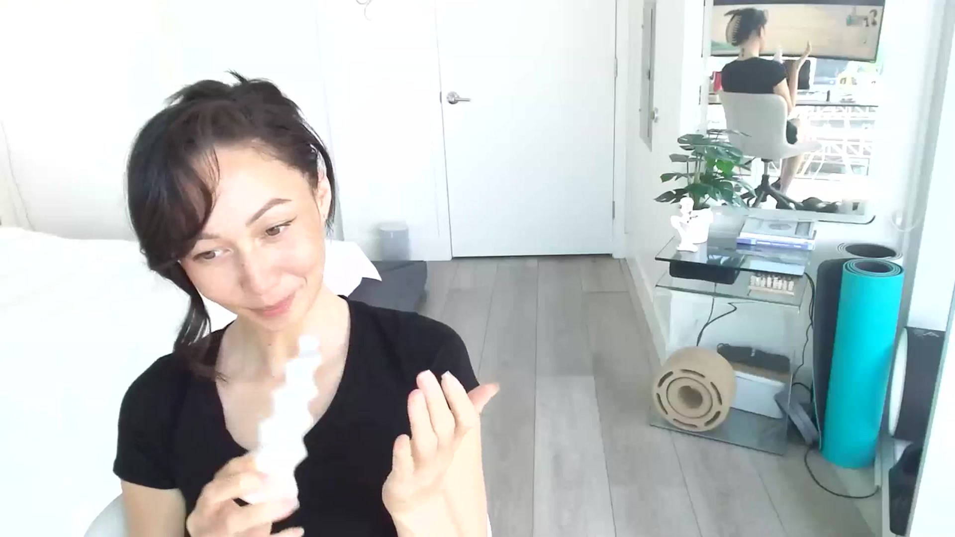 Gallery image thumbnail from Minnie_B00's myfreecams stream on, 03/05/2024, 22:37 image 6 of 20