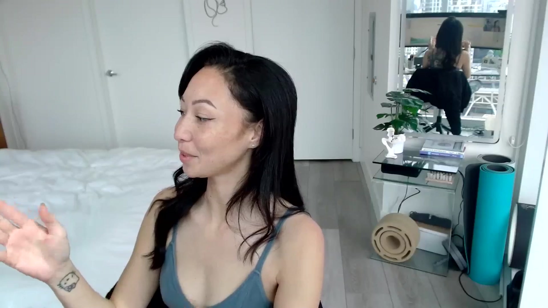 Gallery image thumbnail from Minnie_B00's myfreecams stream on, 03/06/2024, 23:03 image 10 of 20
