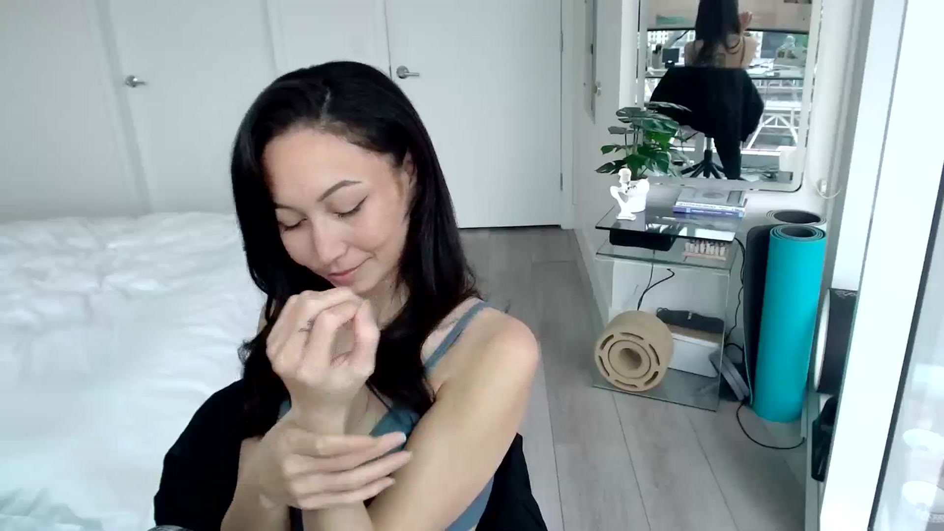 Gallery image thumbnail from Minnie_B00's myfreecams stream on, 03/06/2024, 23:03 image 19 of 20