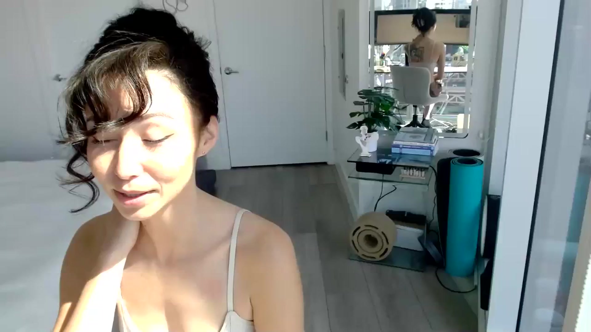 Gallery image thumbnail from Minnie_B00's myfreecams stream on, 03/08/2024, 23:05 image 2 of 20
