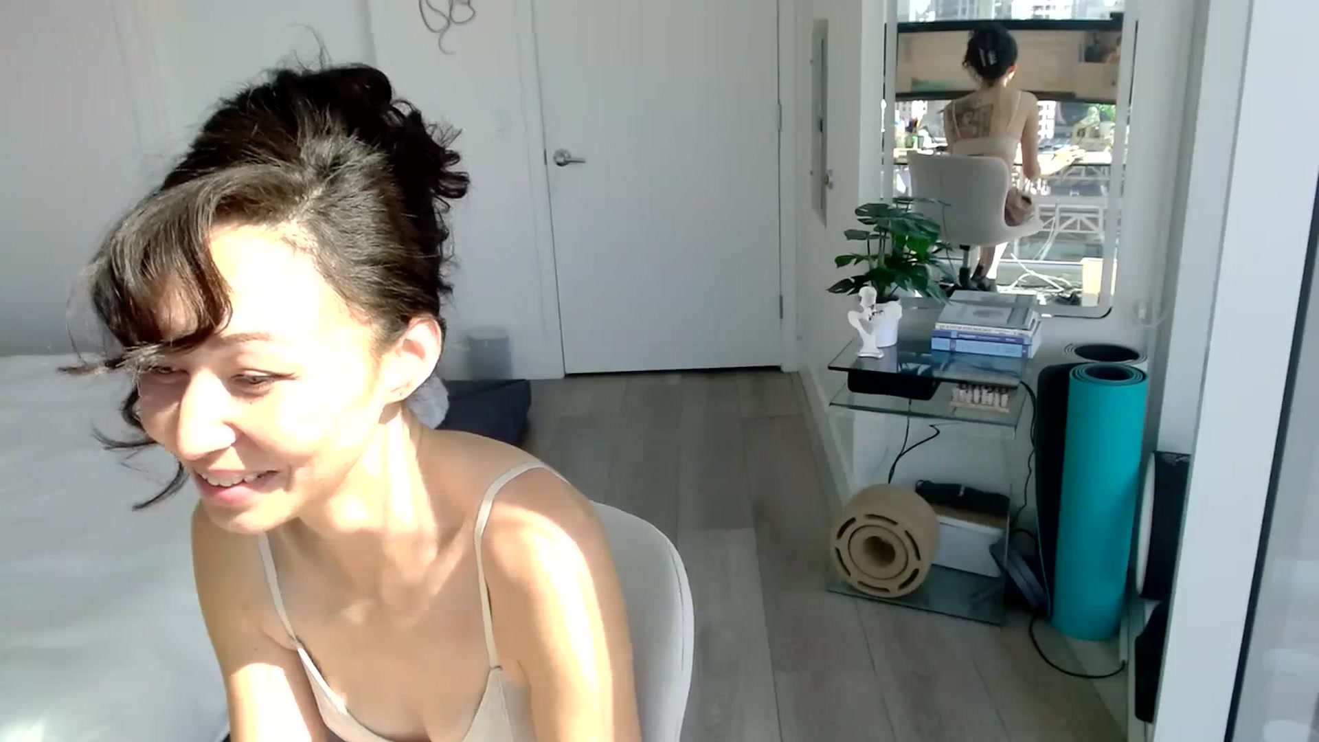 Gallery image thumbnail from Minnie_B00's myfreecams stream on, 03/08/2024, 23:05 image 4 of 20