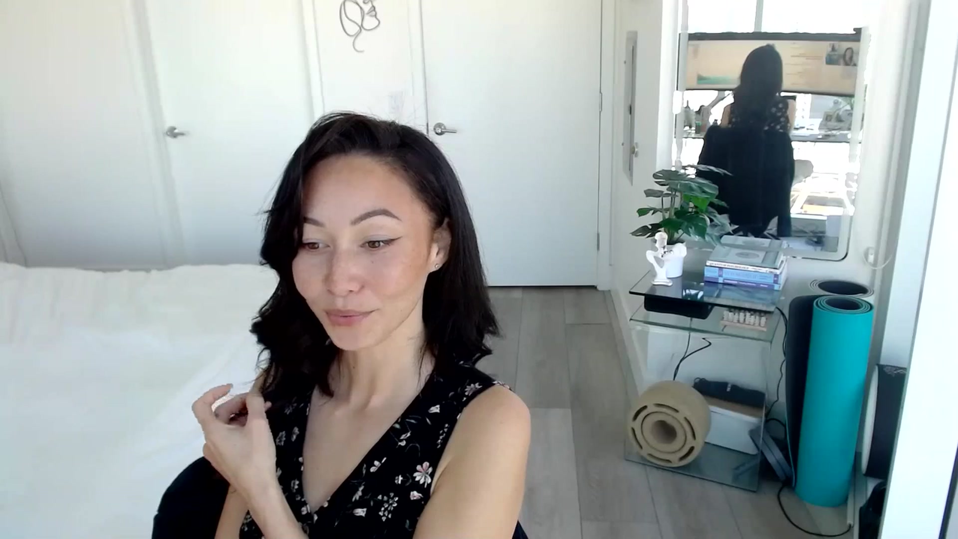 Gallery image thumbnail from Minnie_B00's myfreecams stream on, 03/09/2024, 18:19 image 16 of 20