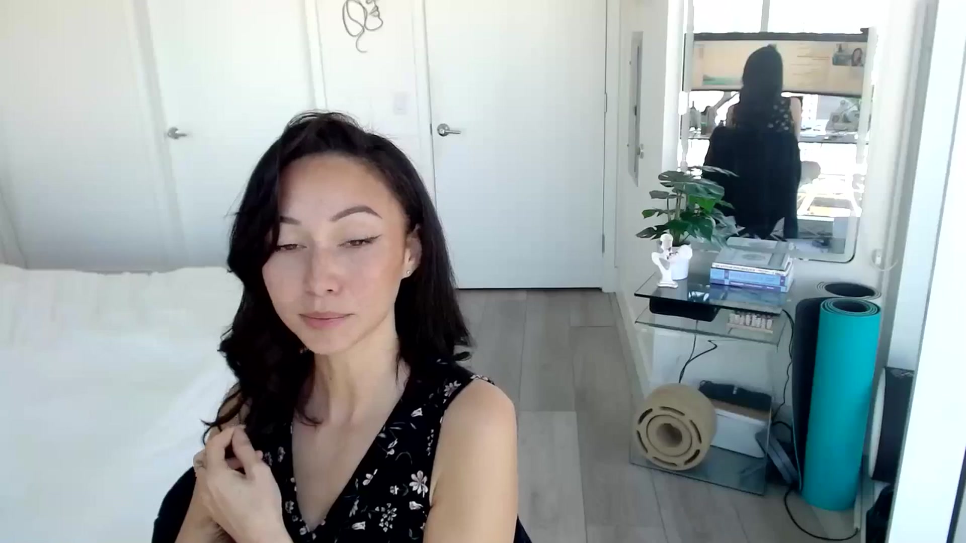 Gallery image thumbnail from Minnie_B00's myfreecams stream on, 03/09/2024, 18:19 image 17 of 20