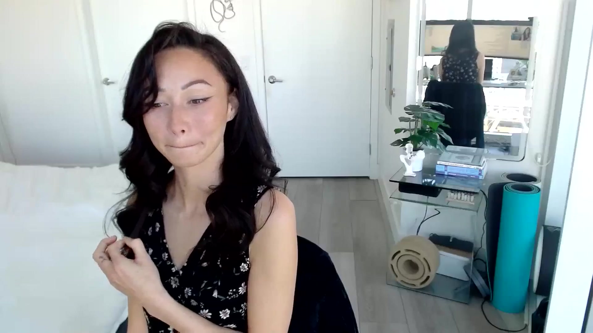 Gallery image thumbnail from Minnie_B00's myfreecams stream on, 03/09/2024, 20:01 image 4 of 20