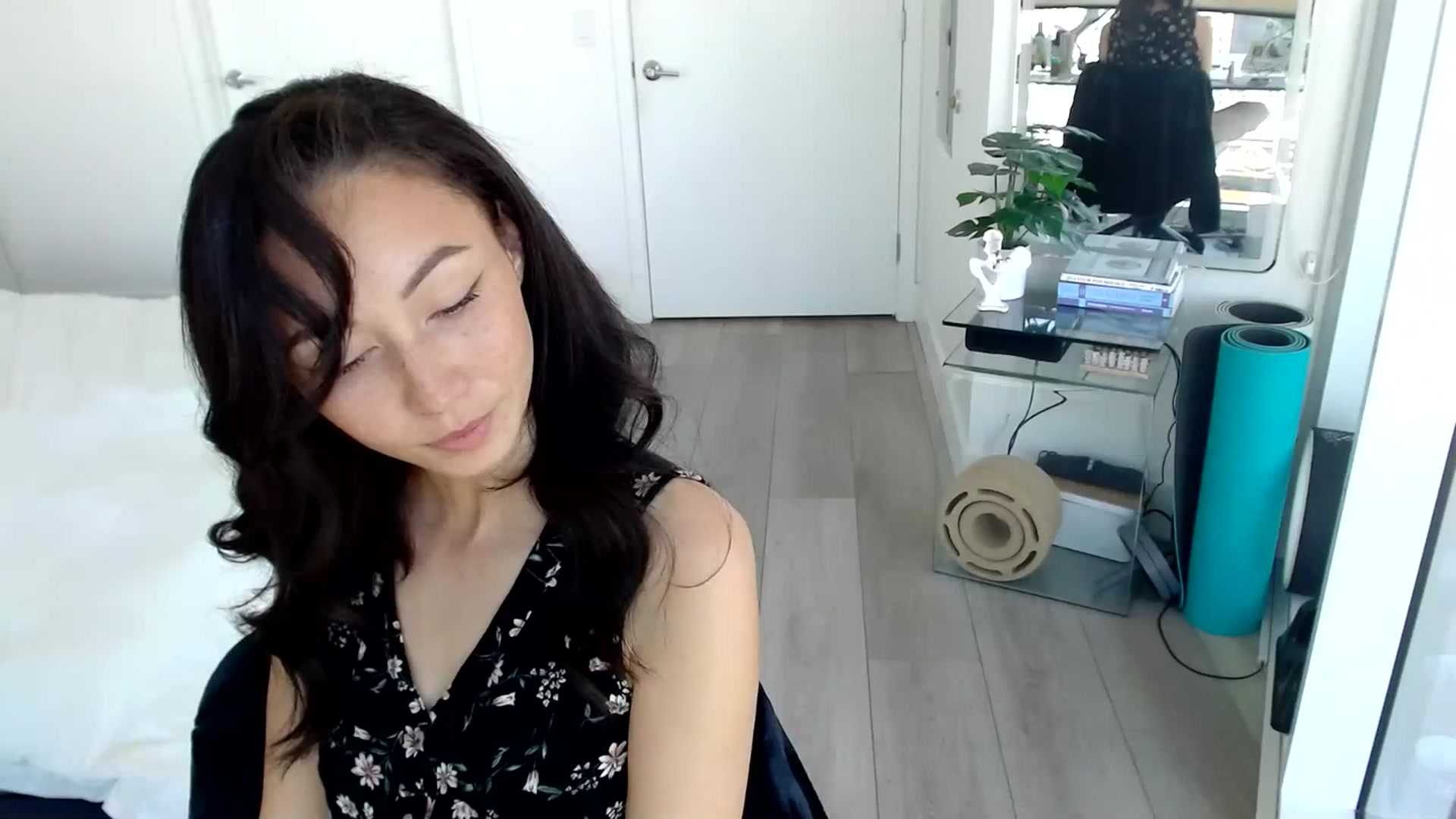 Gallery image thumbnail from Minnie_B00's myfreecams stream on, 03/09/2024, 20:01 image 12 of 20