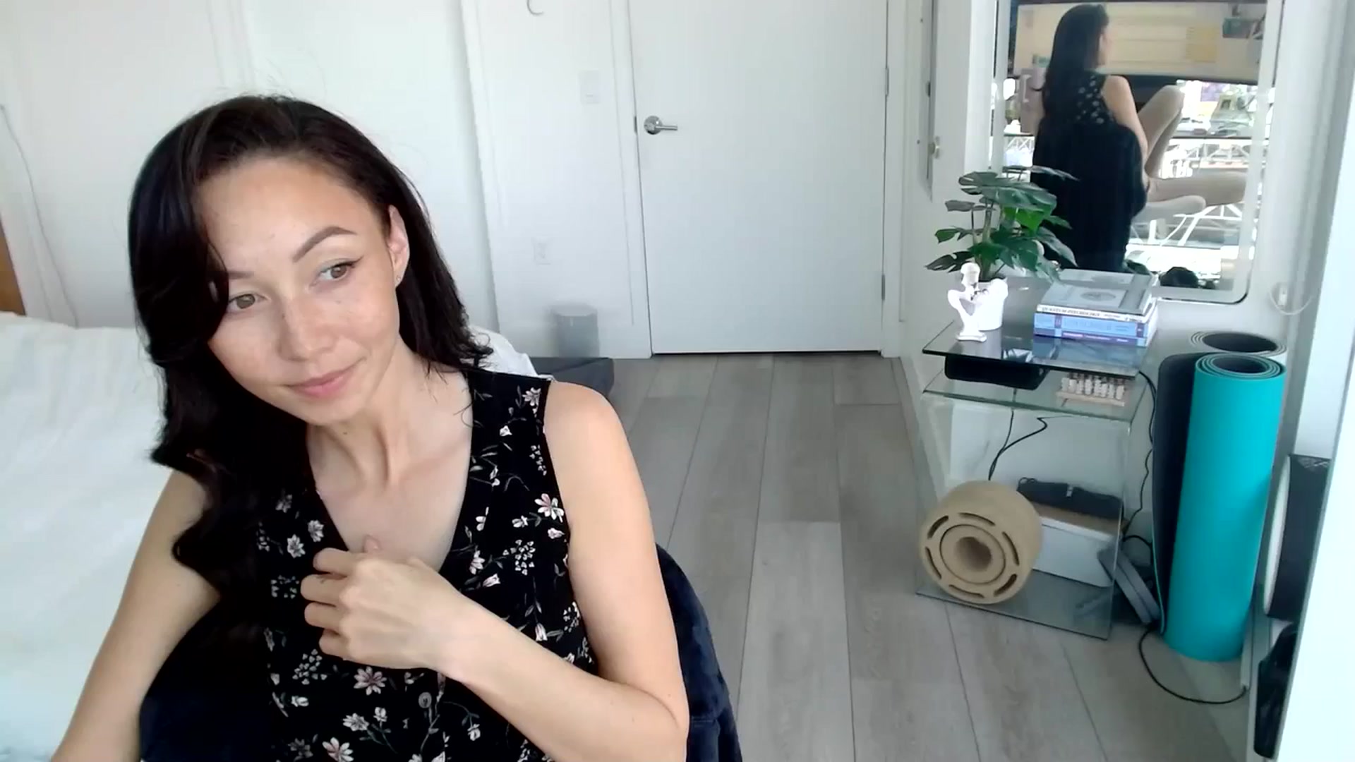 Gallery image thumbnail from Minnie_B00's myfreecams stream on, 03/09/2024, 21:56 image 11 of 20