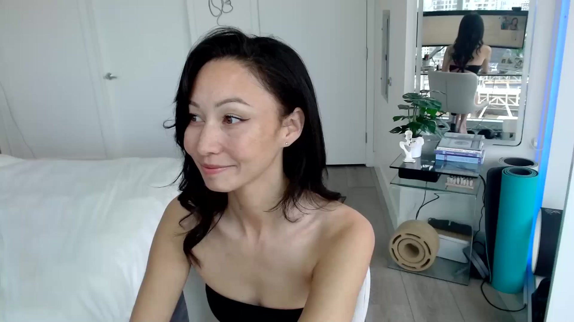 Gallery image thumbnail from Minnie_B00's myfreecams stream on, 03/11/2024, 21:02 image 15 of 20