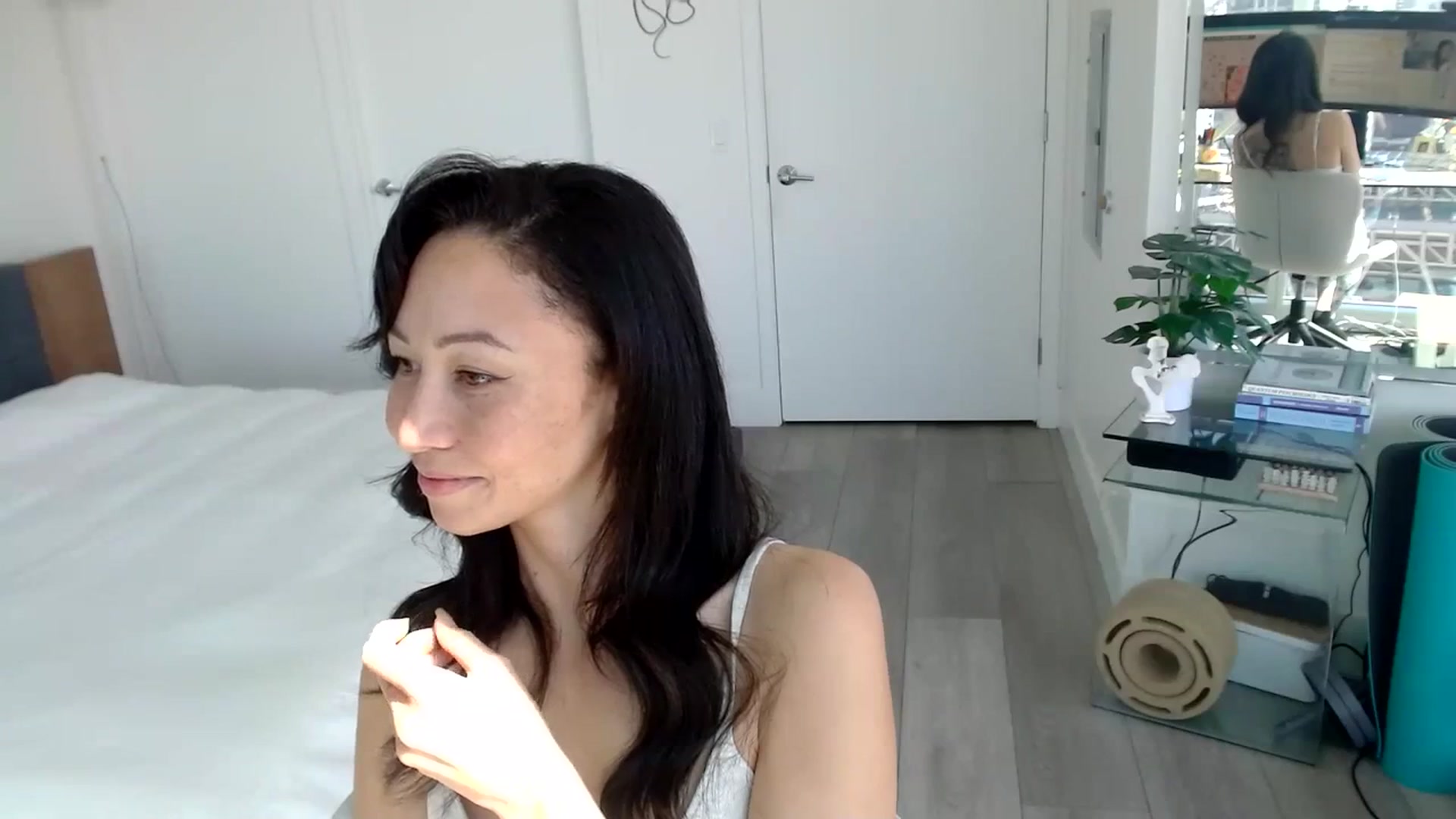 Gallery image thumbnail from Minnie_B00's myfreecams stream on, 03/12/2024, 22:12 image 19 of 20