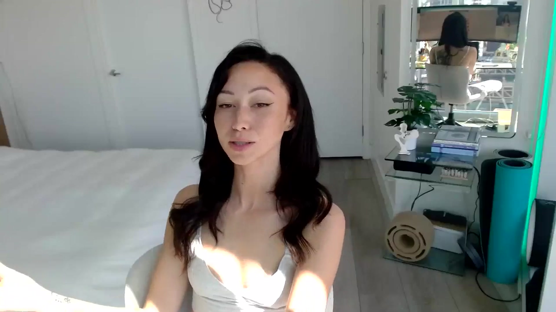 Gallery image thumbnail from Minnie_B00's myfreecams stream on, 03/12/2024, 22:12 image 20 of 20