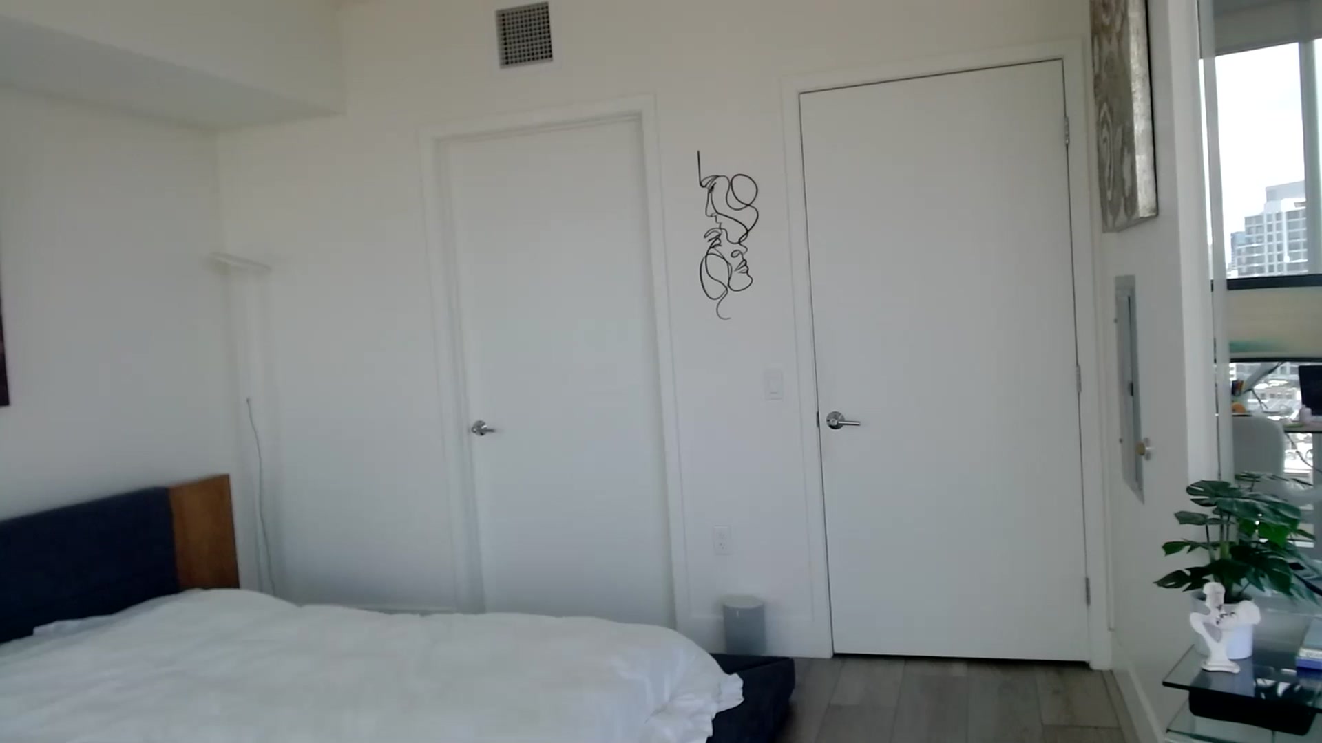 Gallery image thumbnail from Minnie_B00's myfreecams stream on, 03/13/2024, 20:46 image 16 of 20