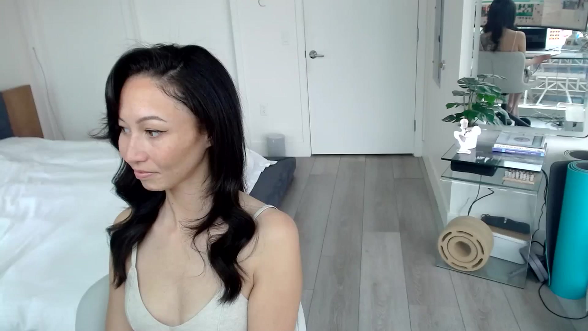 Gallery image thumbnail from Minnie_B00's myfreecams stream on, 03/14/2024, 21:53 image 15 of 20