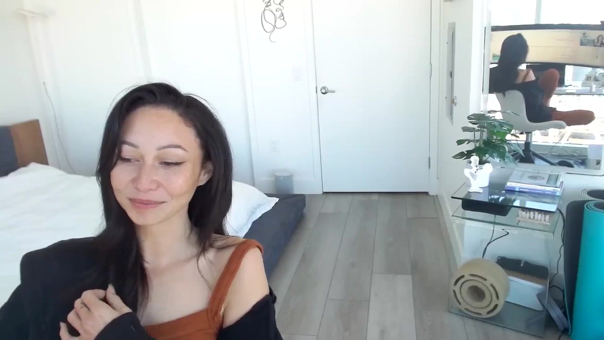 Gallery image thumbnail from Minnie_B00's myfreecams stream on, 03/15/2024, 19:20 image 3 of 20