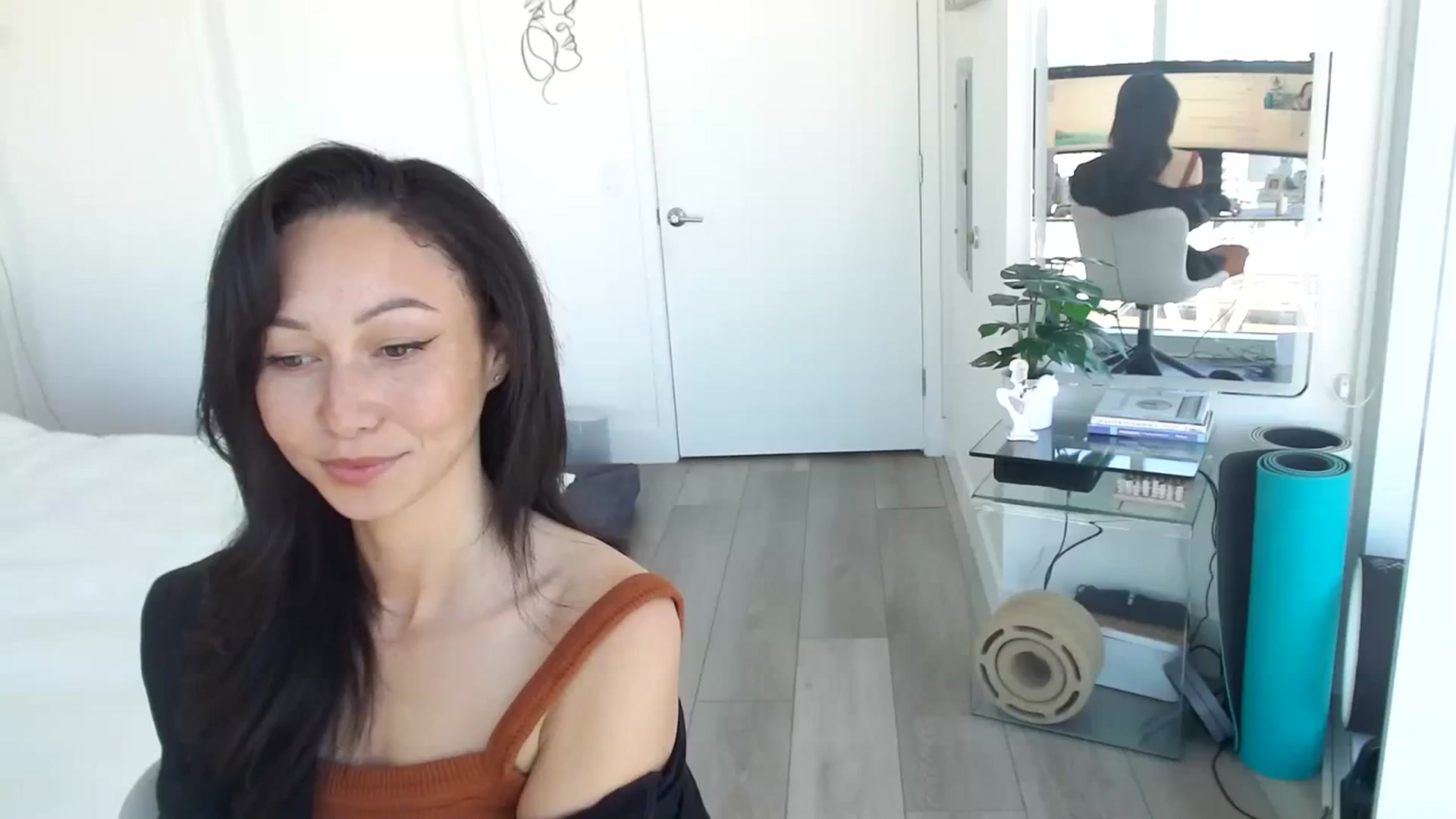 Gallery image thumbnail from Minnie_B00's myfreecams stream on, 03/15/2024, 19:20 image 1 of 20