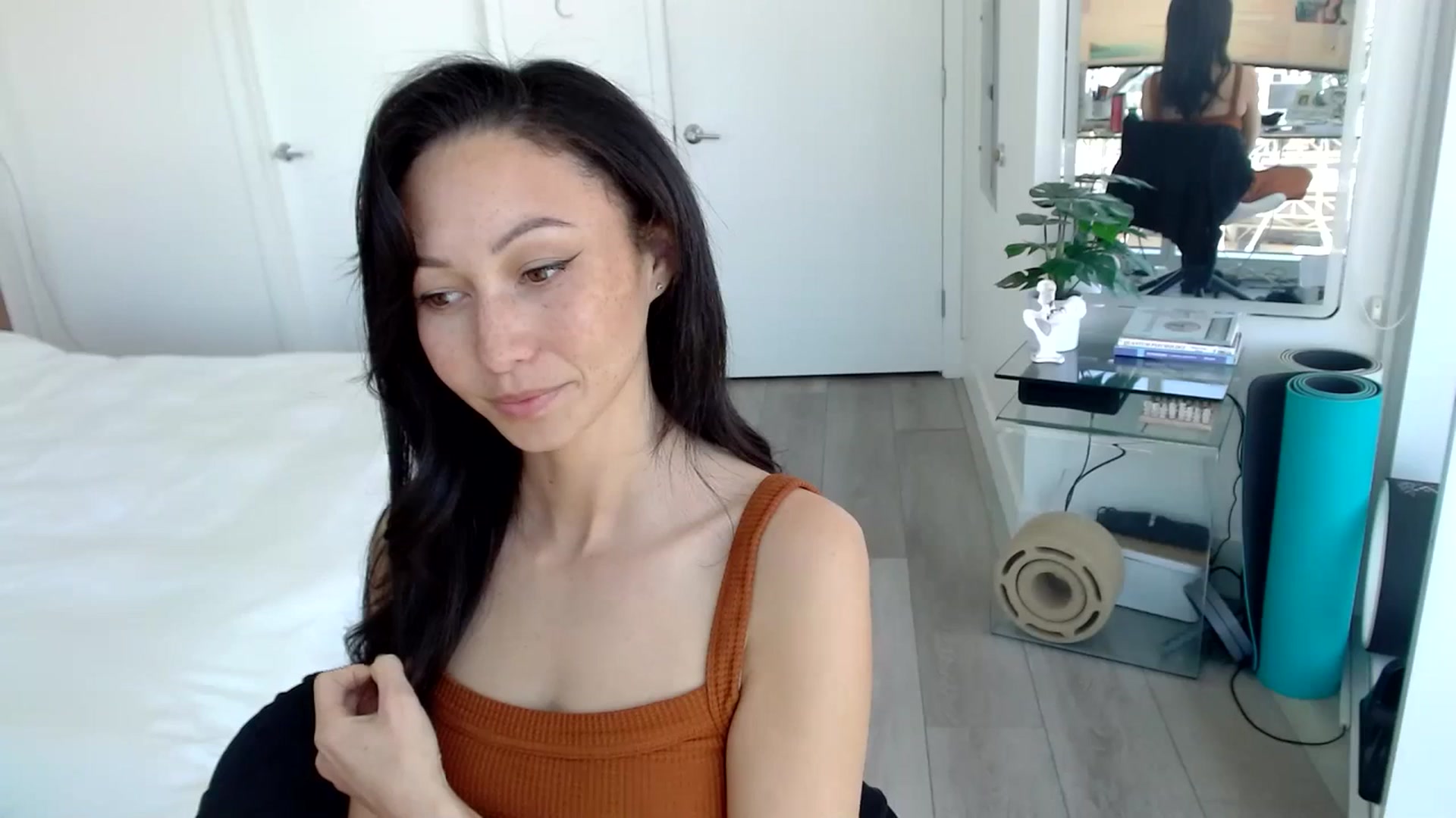 Gallery image thumbnail from Minnie_B00's myfreecams stream on, 03/15/2024, 21:54 image 3 of 20