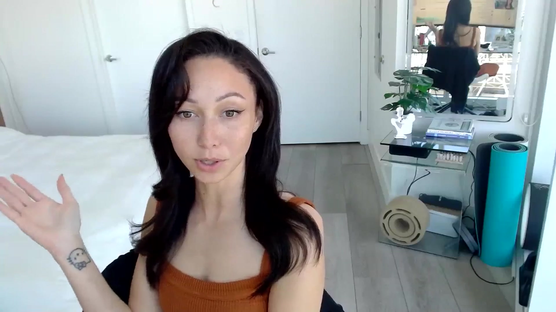 Gallery image thumbnail from Minnie_B00's myfreecams stream on, 03/15/2024, 21:54 image 5 of 20