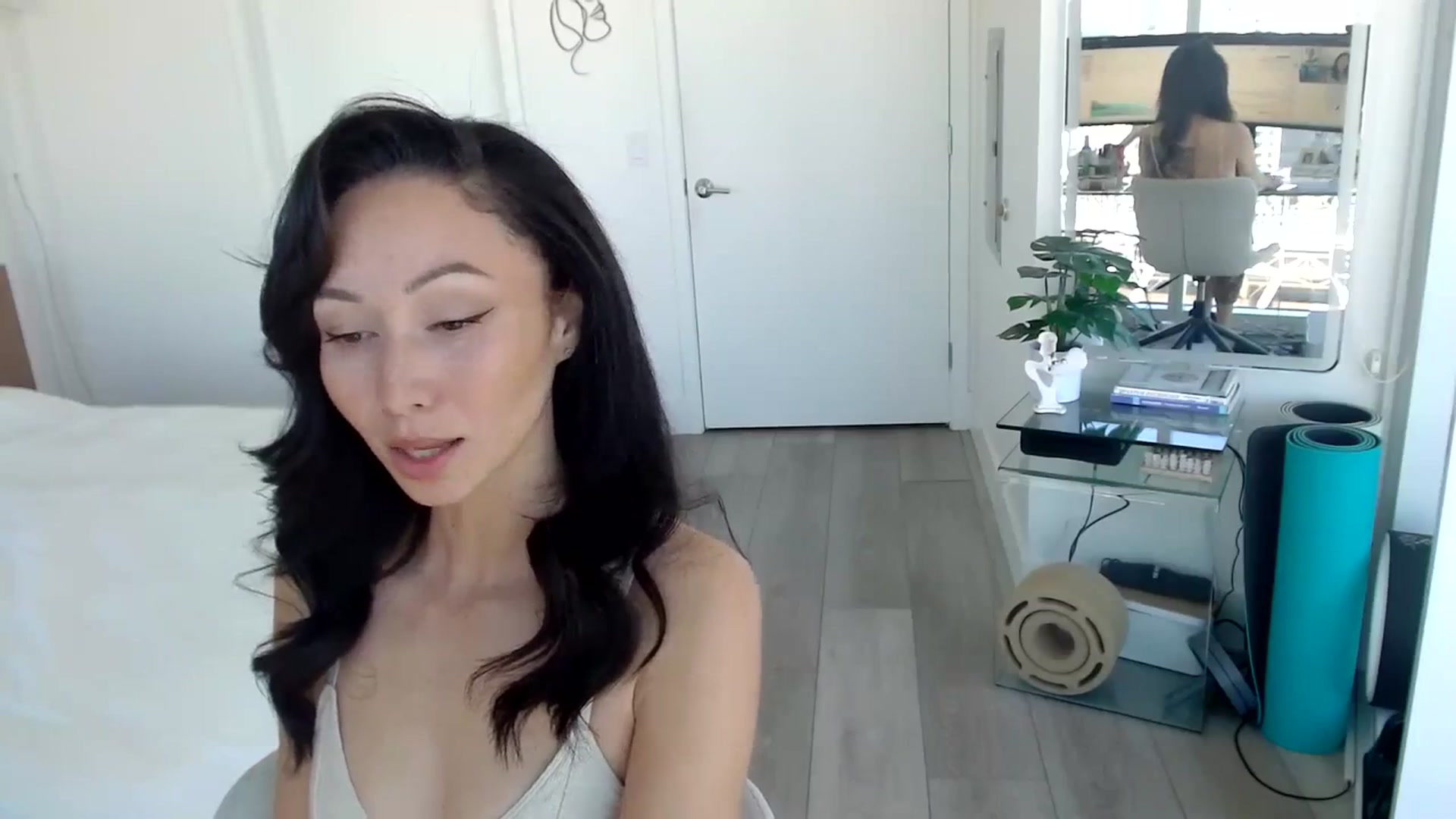 Gallery image thumbnail from Minnie_B00's myfreecams stream on, 03/16/2024, 21:00 image 3 of 20
