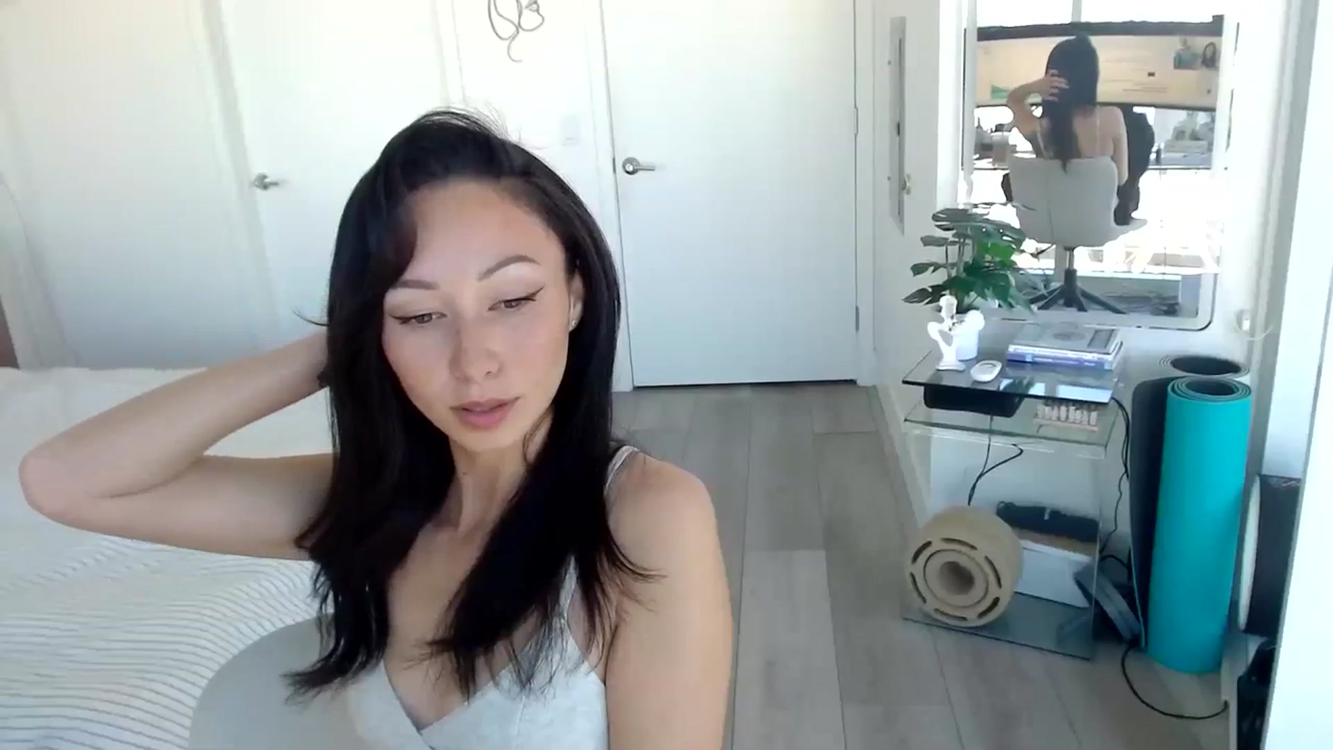 Gallery image thumbnail from Minnie_B00's myfreecams stream on, 03/19/2024, 19:17 image 5 of 20